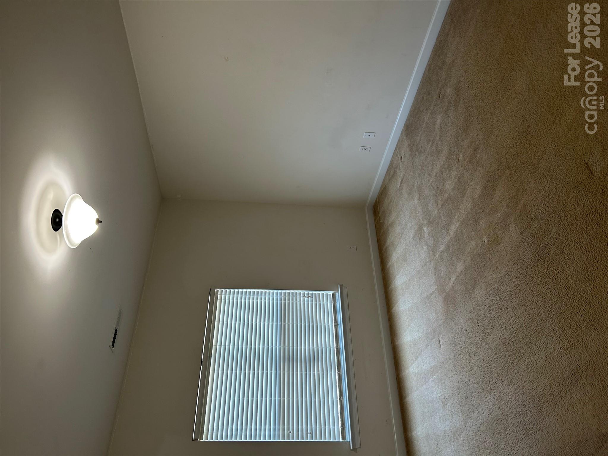 Single Family Residence at 9613 Woburn Road, Charlotte, photo 10 of 18