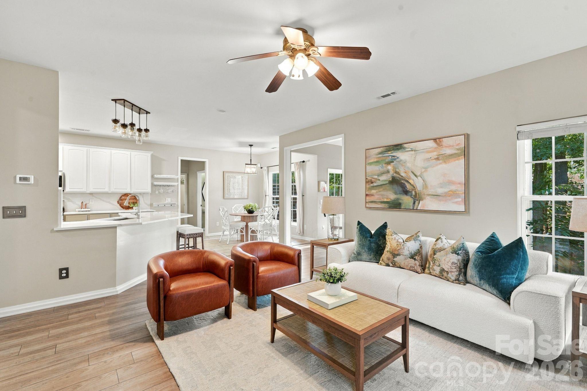 Single Family Residence at 8712 Cool Meadow Drive, Huntersville, photo 5 of 38