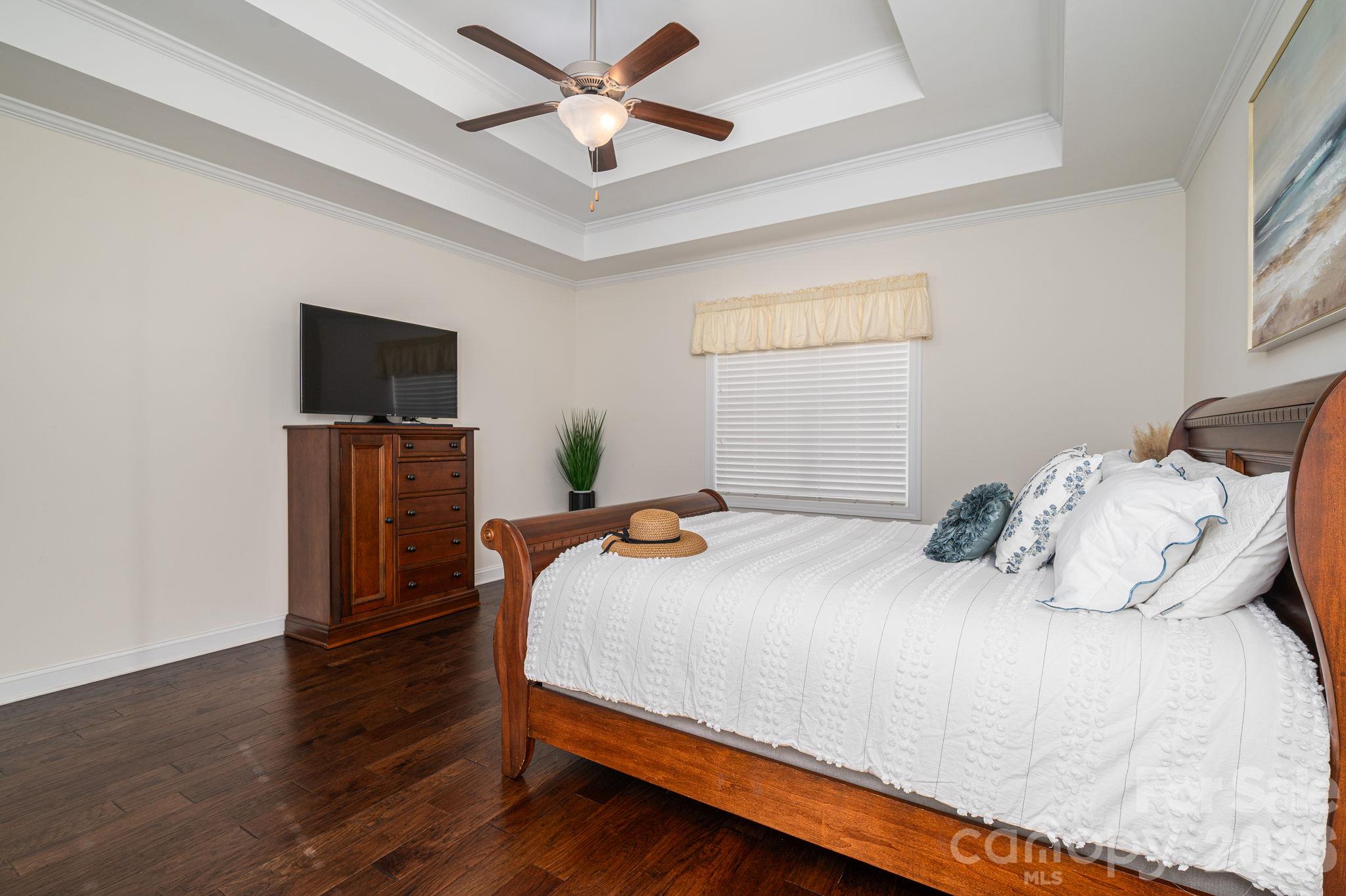 Single Family Residence at 1109 Creekwalk Drive, Stanley, photo 16 of 41