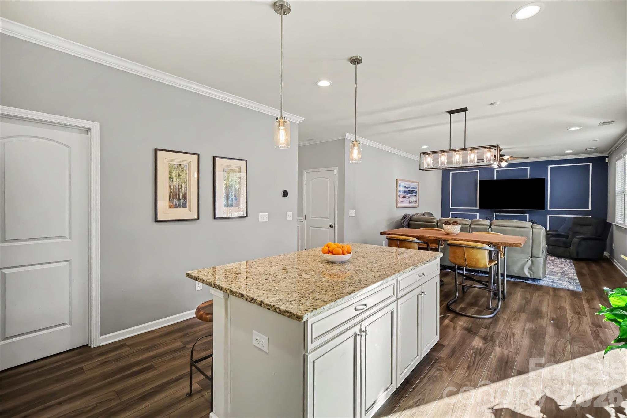 Single Family Residence at 12632 Heath Grove Drive, Huntersville, photo 9 of 37