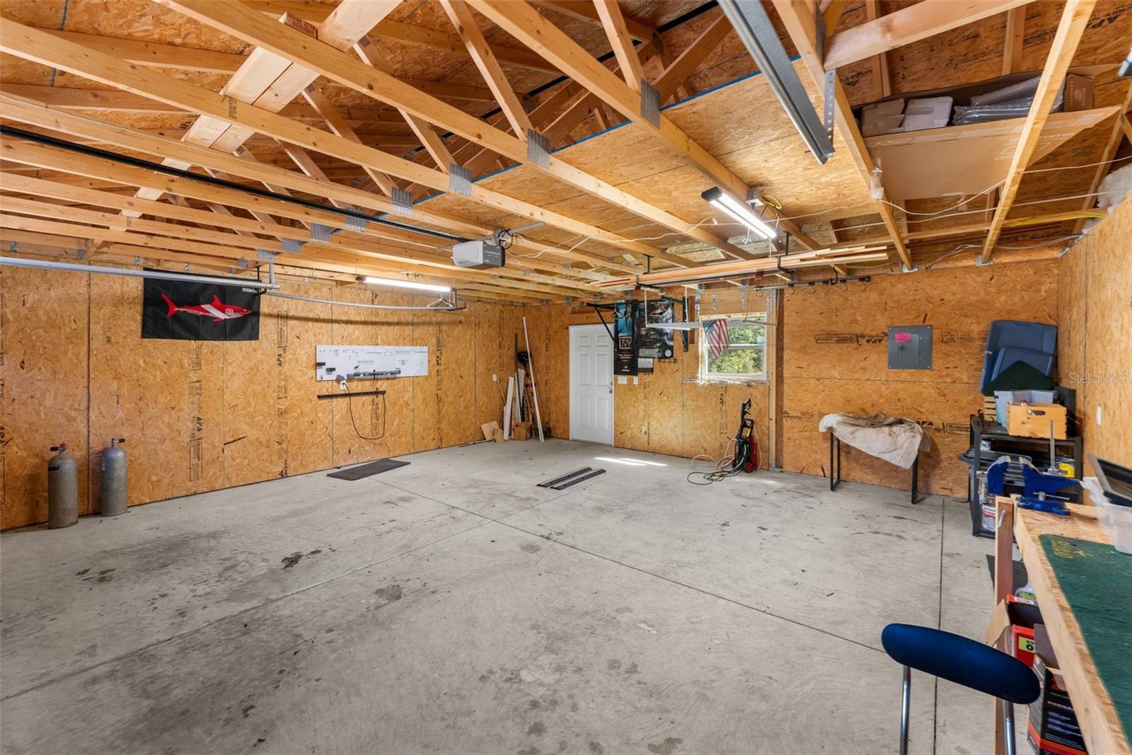 Detached Garage - 8499 NE 8TH PL, HIGH SPRINGS