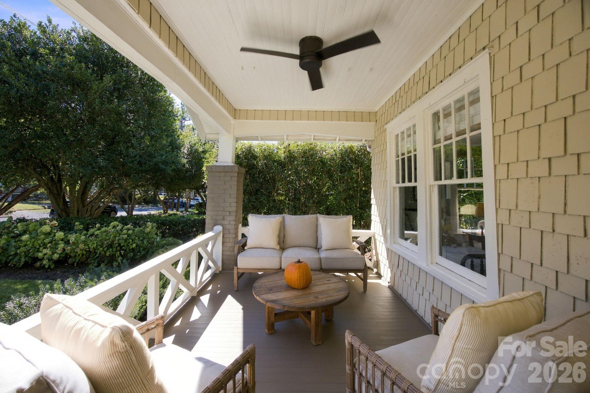 Peaceful and inviting front porch - 1912 Park Road, Charlotte