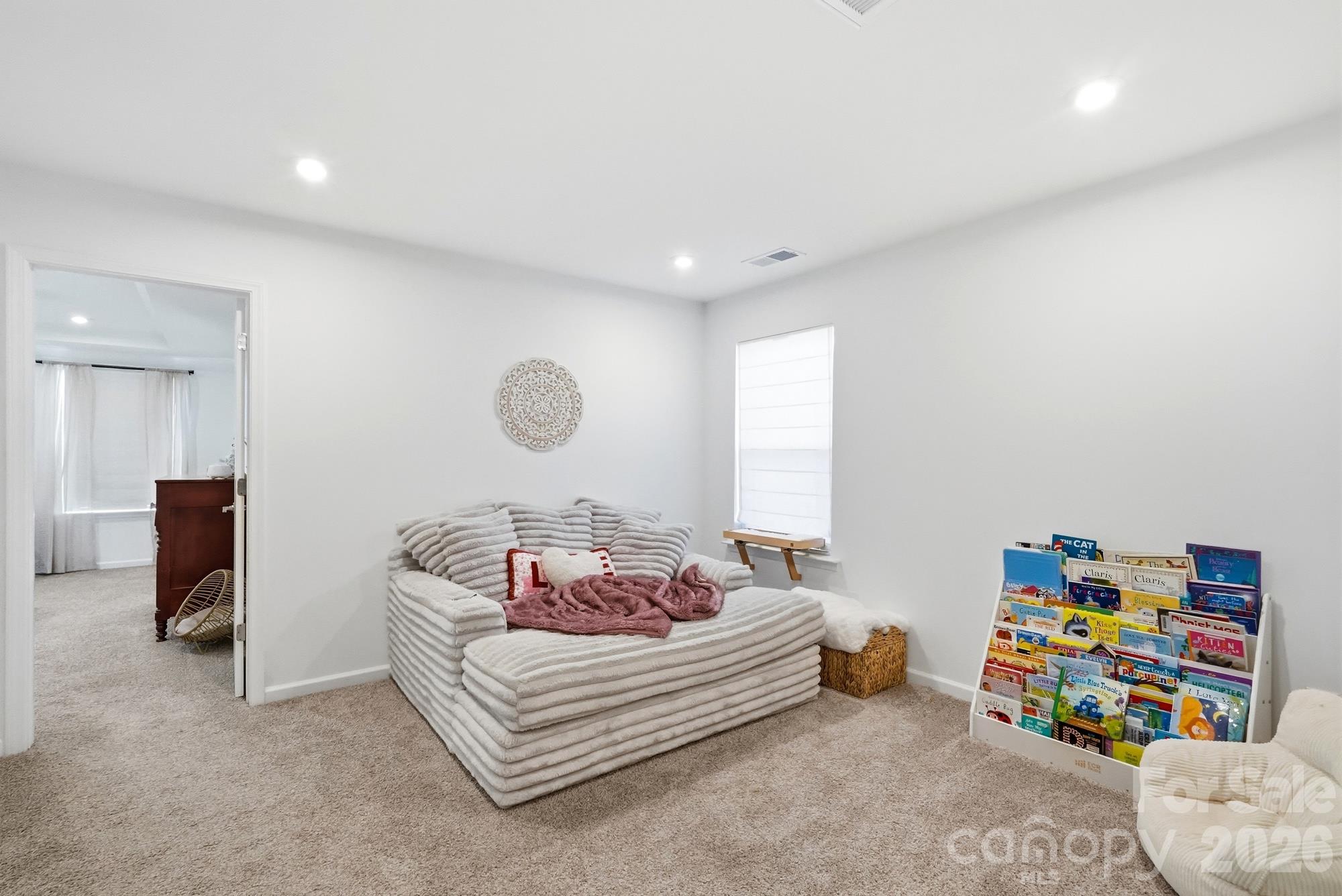 Single Family Residence at 15506 Parkside Crossing Drive, Charlotte, photo 31 of 47