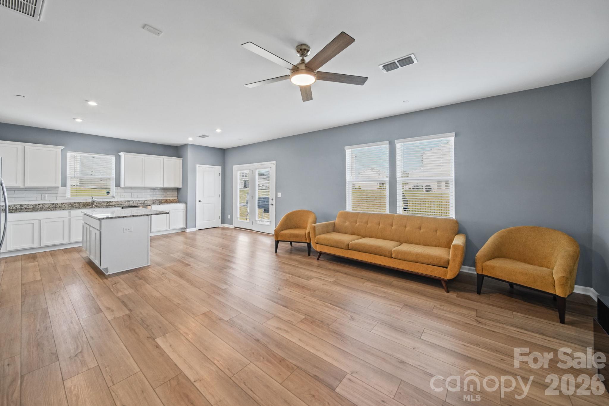 Beautiful space for family enjoyment and entertainment. - 3082 Bell Spur Avenue SW, Concord