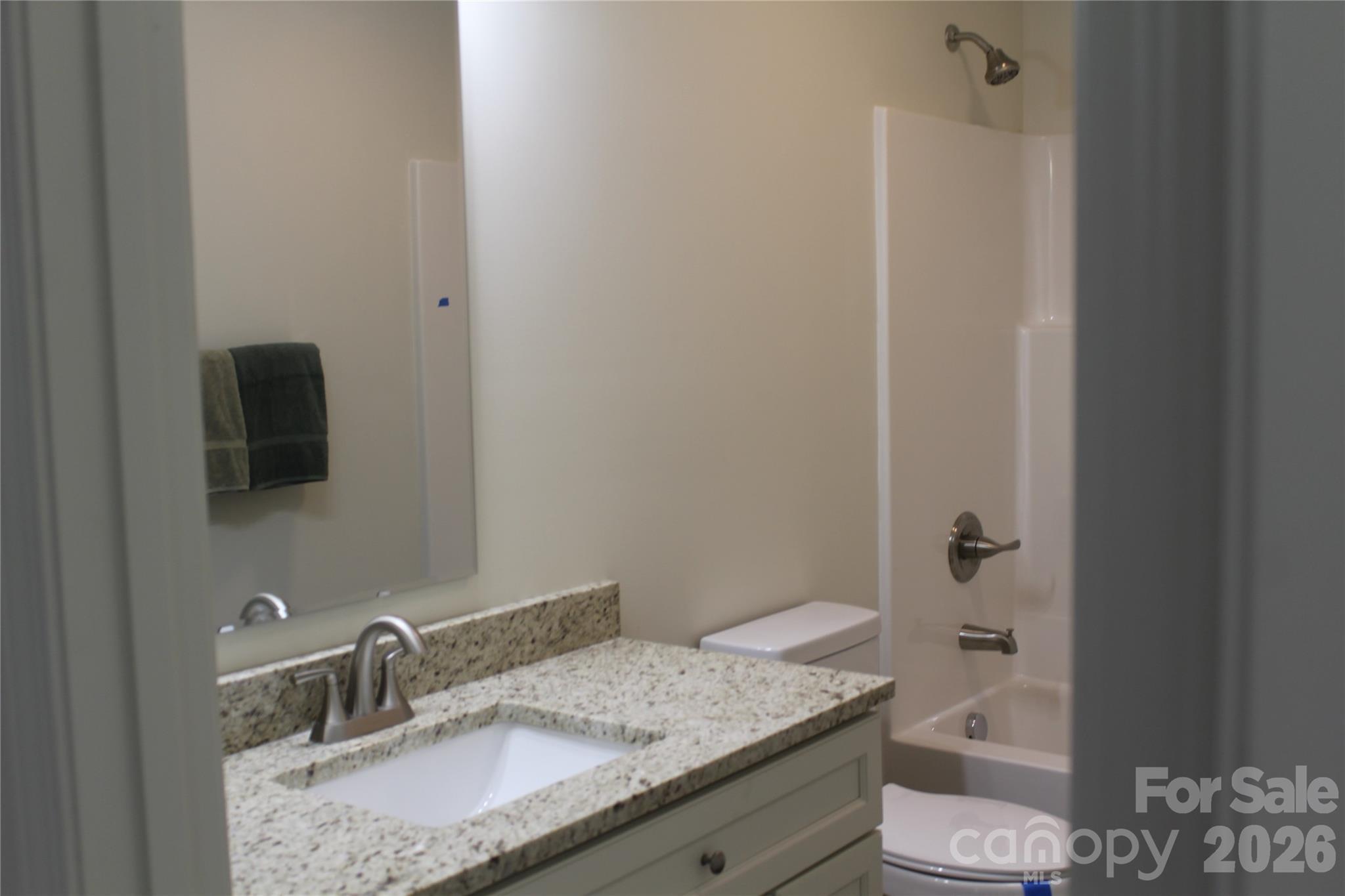 Upstairs Bathroom - 106 Crawford Street, Salisbury