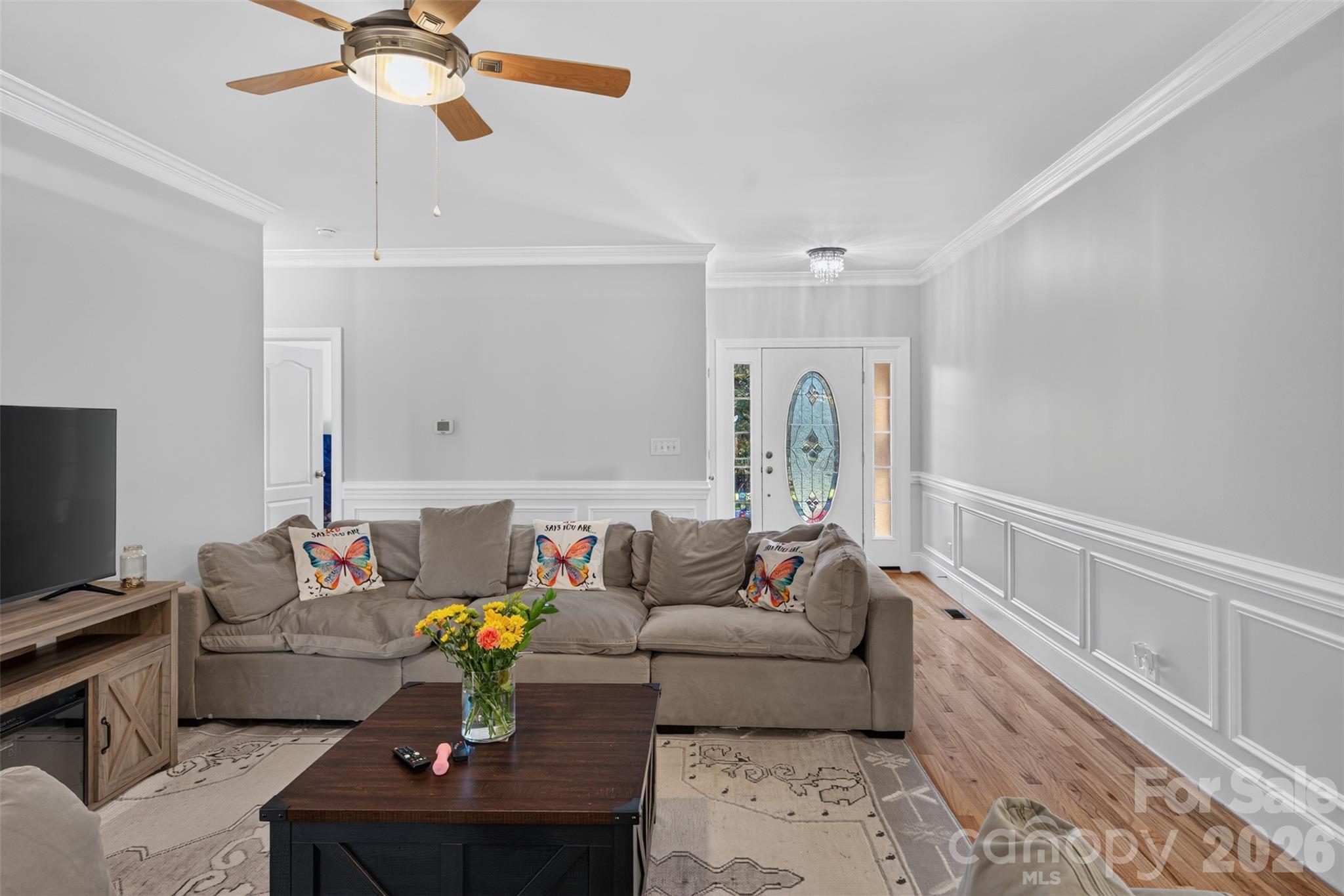Single Family Residence at 6160 Neptune Drive, Denver, photo 10 of 40