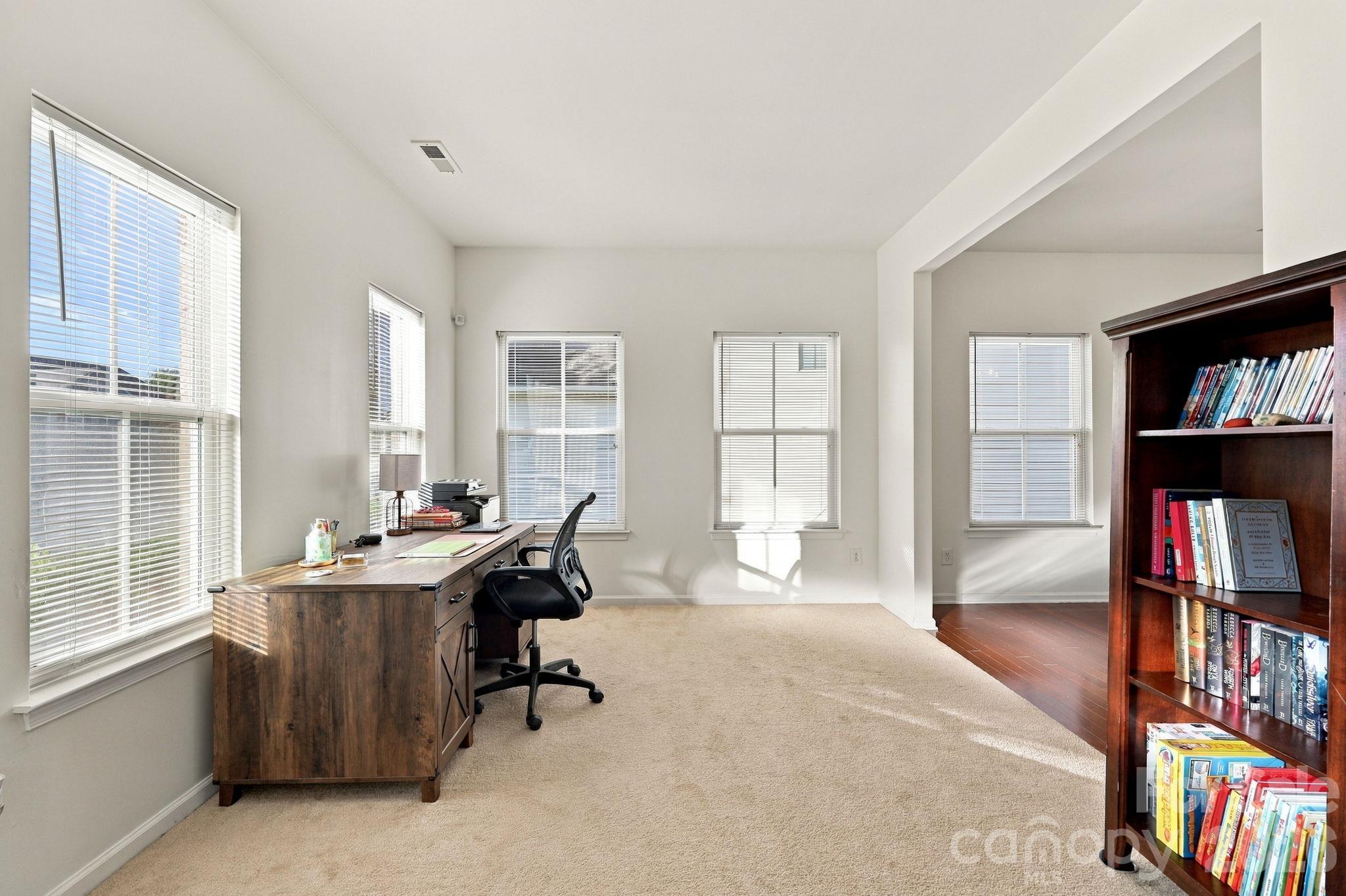 Single Family Residence at 1495 Chase Prairie Avenue, Concord, photo 5 of 40