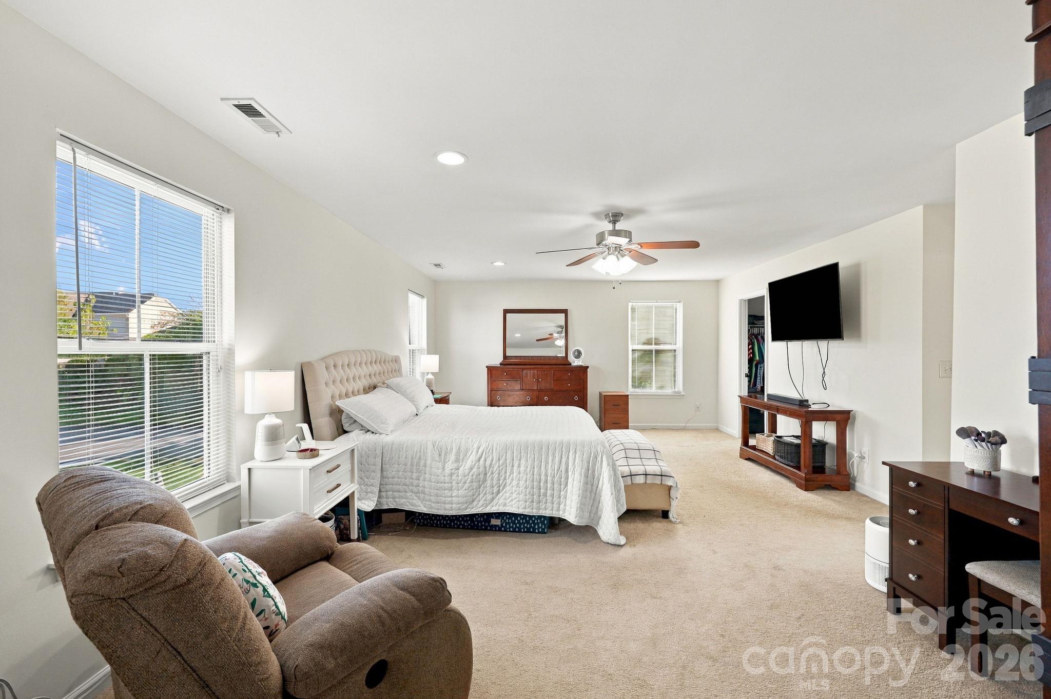 Single Family Residence at 1495 Chase Prairie Avenue, Concord, photo 21 of 40