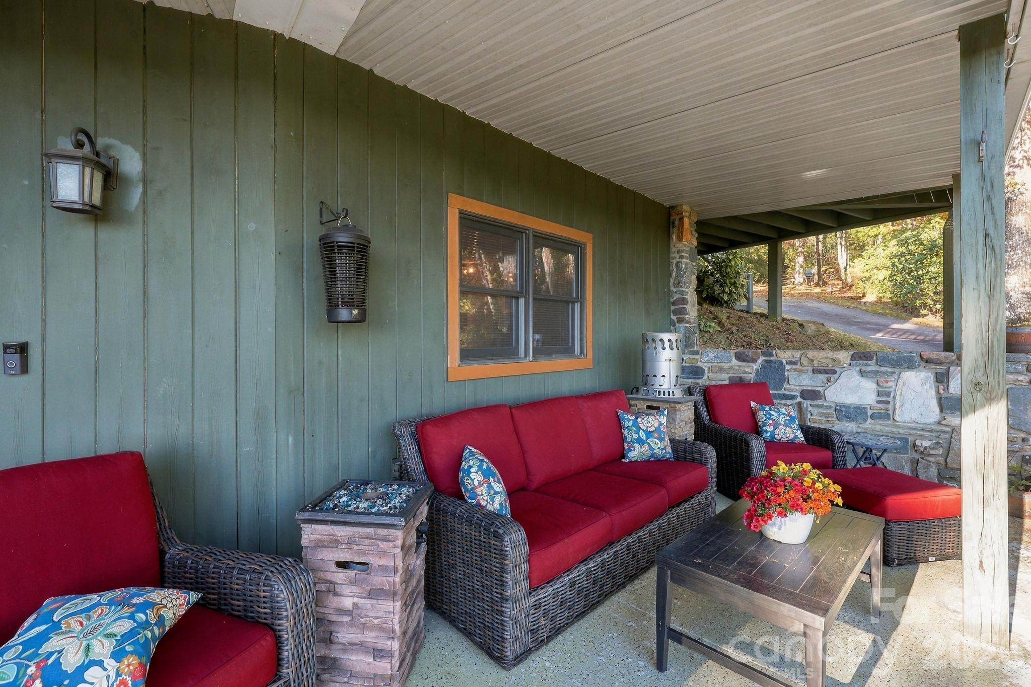 Single Family Residence at 565 Ivy Lane, Pisgah Forest, photo 7 of 47