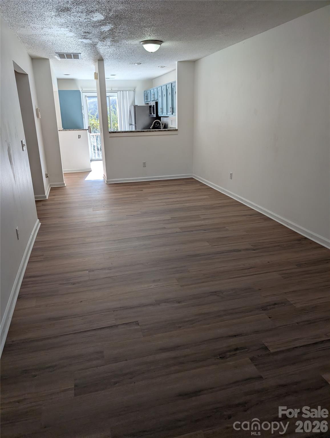 Townhouse at 5967 Prescott Court, Charlotte, photo 4 of 22