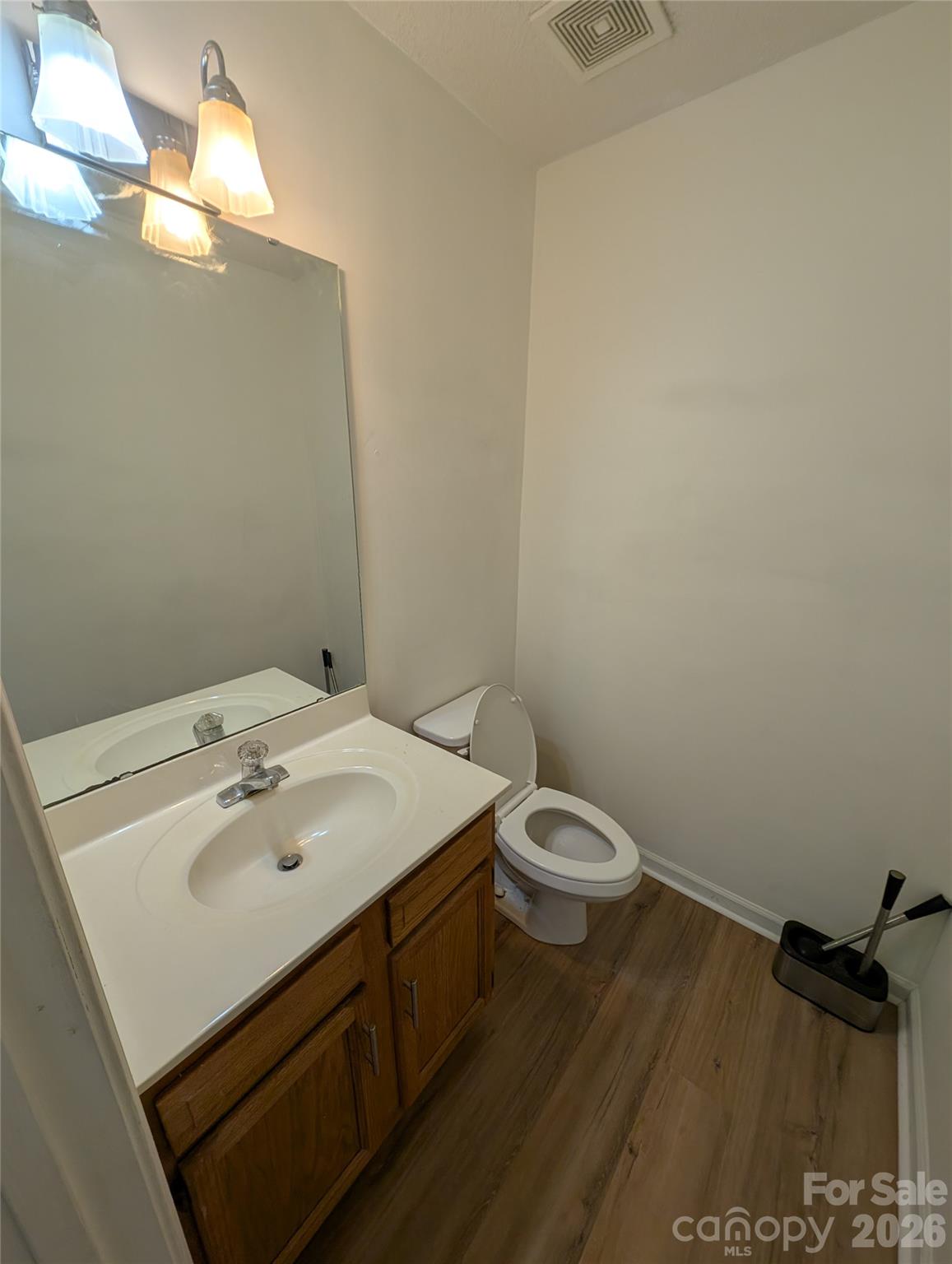 Townhouse at 5967 Prescott Court, Charlotte, photo 11 of 22