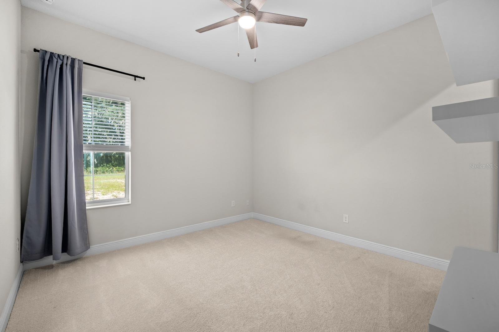 Single Family Residence at 13407 BUFFALO MOUNTAIN AVE, RIVERVIEW, photo 8 of 40