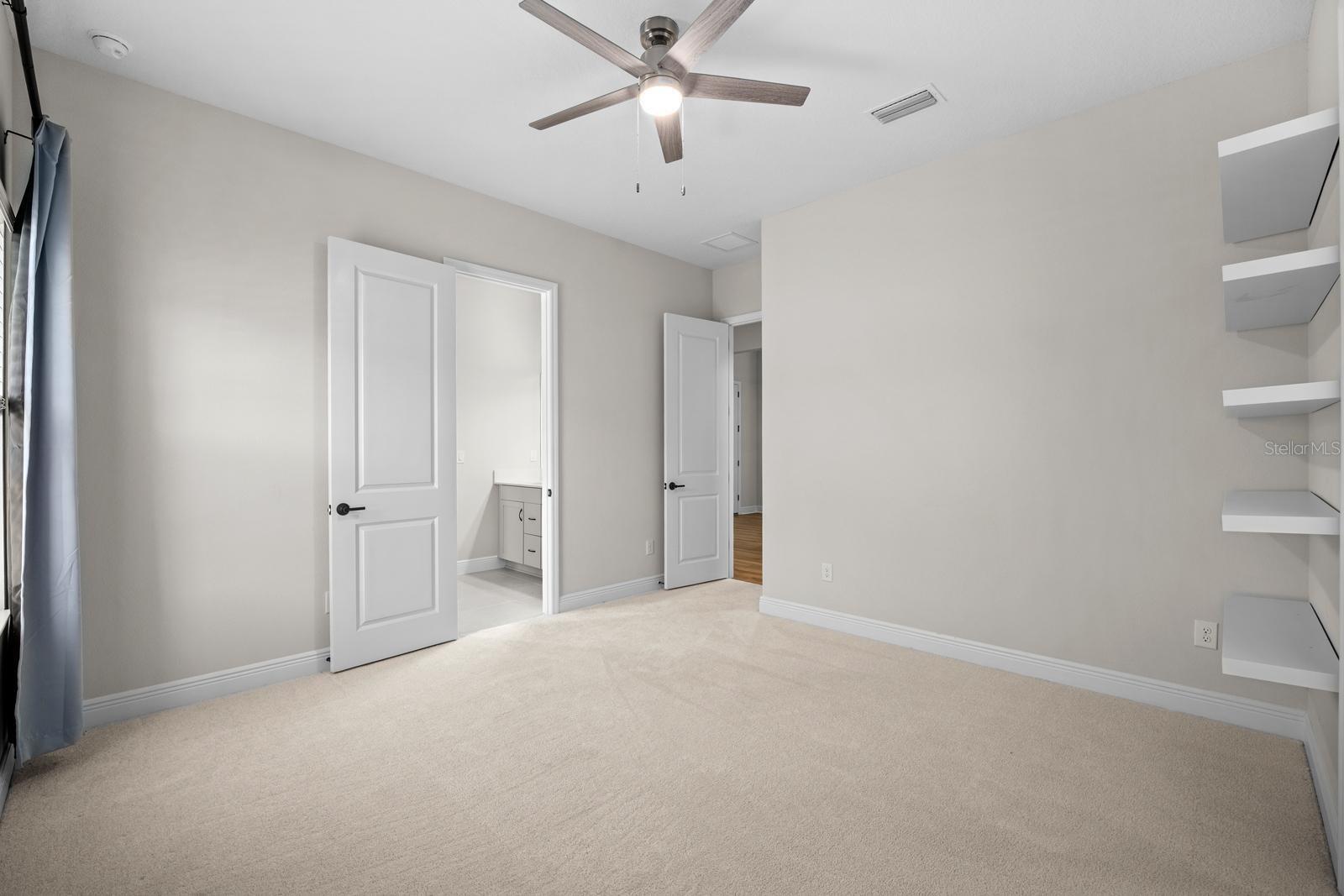 Single Family Residence at 13407 BUFFALO MOUNTAIN AVE, RIVERVIEW, photo 11 of 40