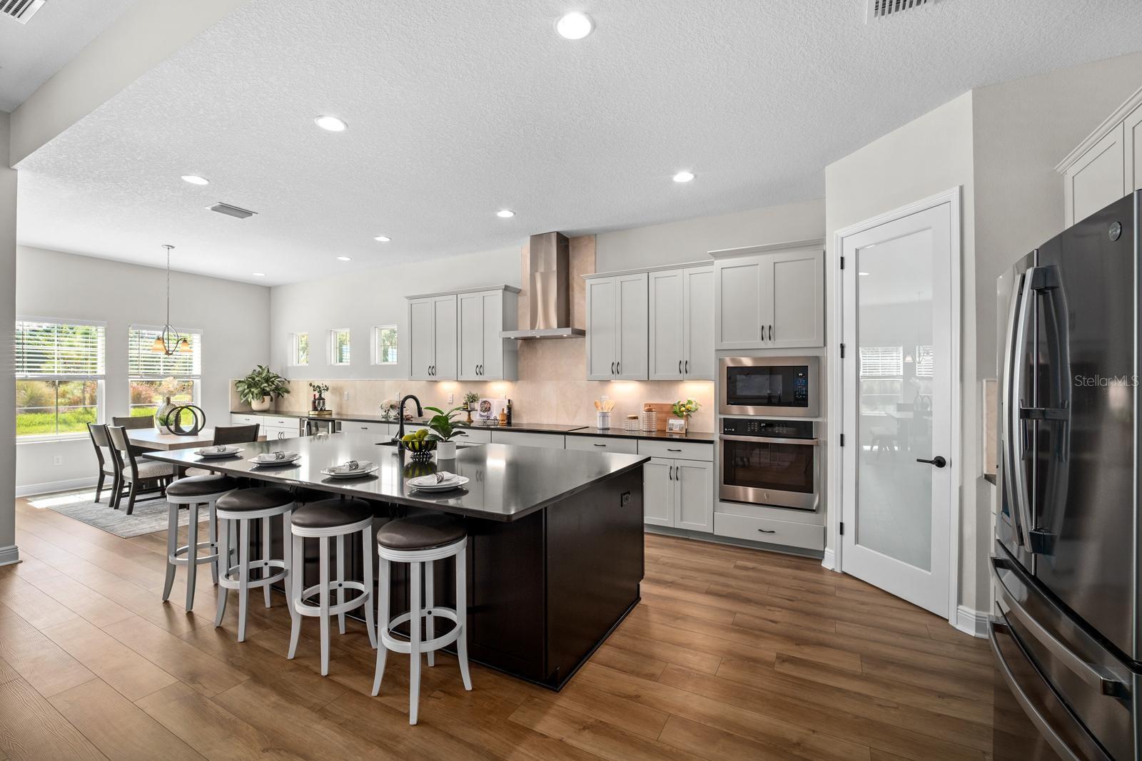 Single Family Residence at 13407 BUFFALO MOUNTAIN AVE, RIVERVIEW, photo 16 of 40