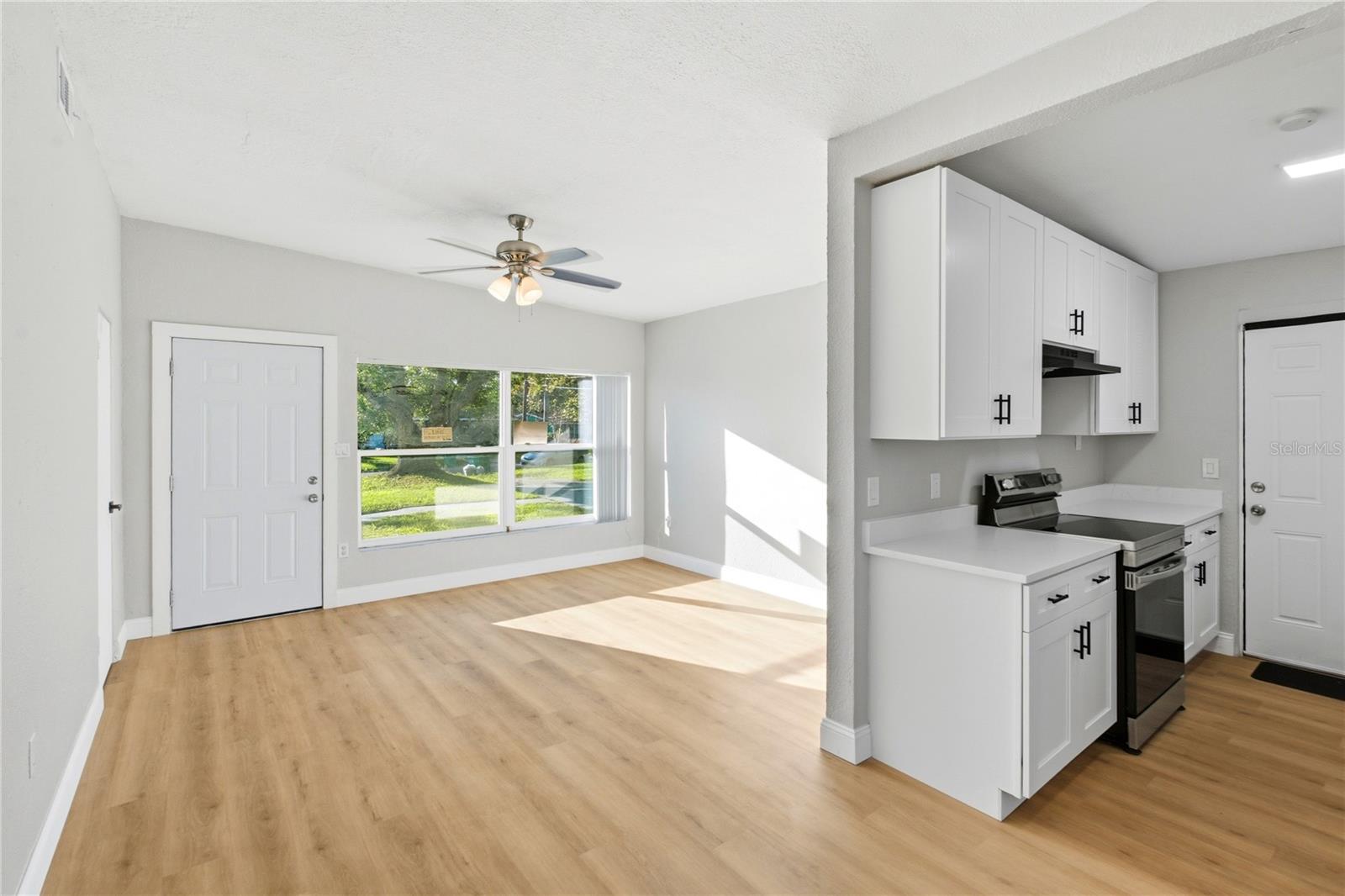 Single Family Residence at 1311 LAWNE BLVD, ORLANDO, photo 20 of 38