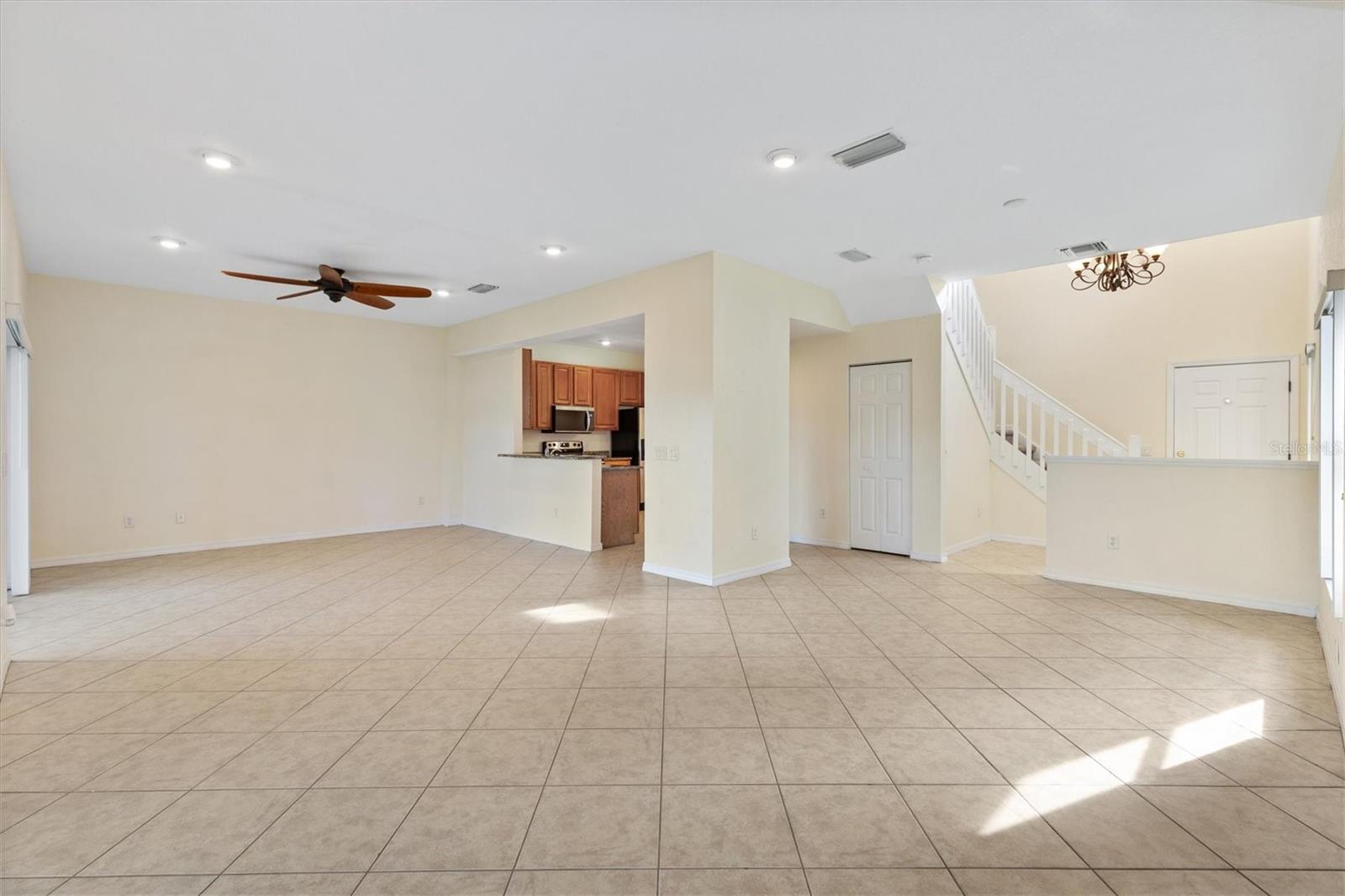 Single Family Residence at 12366 NE 50TH VW, OXFORD, photo 12 of 55