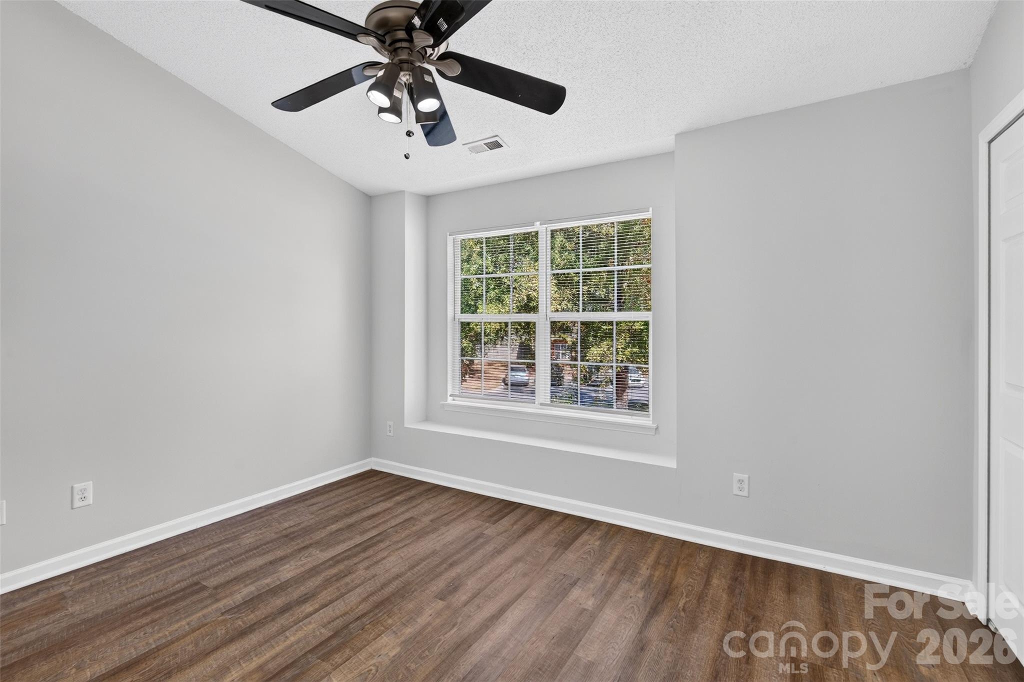 Townhouse at 11578 Briddle Hall Court, Charlotte, photo 10 of 17