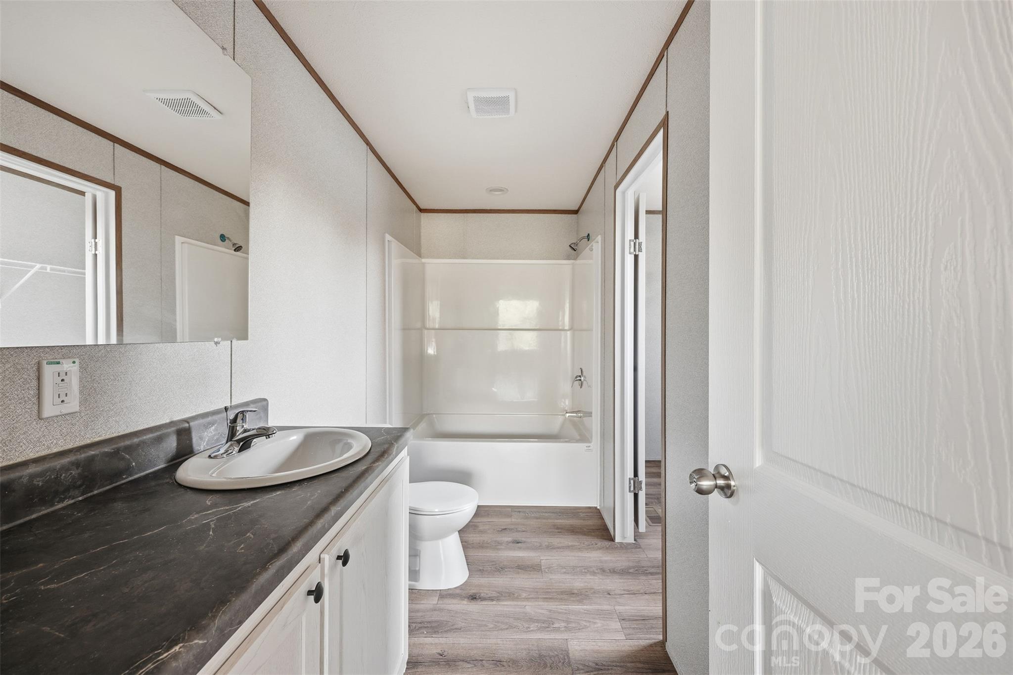 Single Family Residence at 4277 Chinquapin Circle, Lenoir, photo 25 of 39