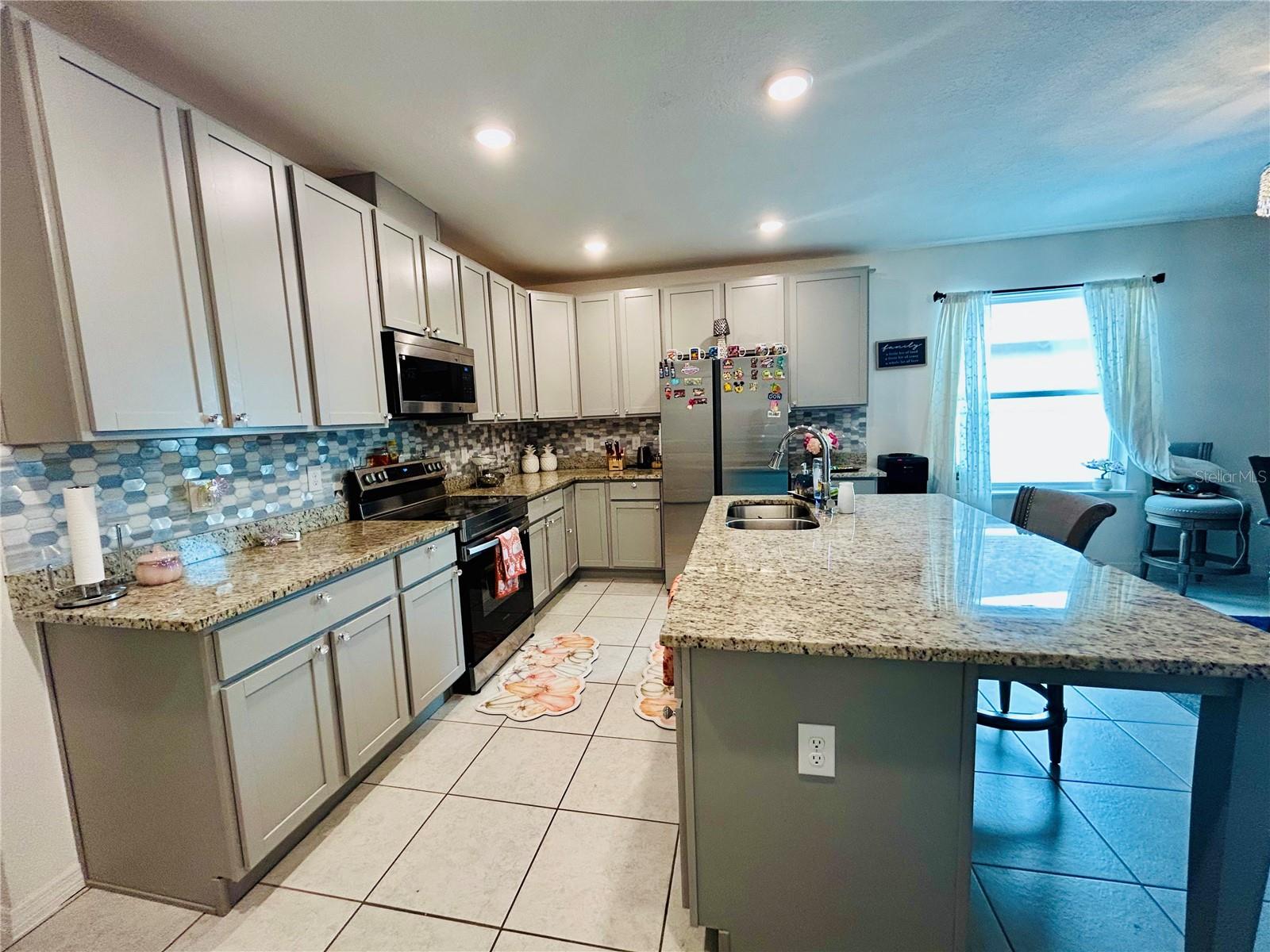 Single Family Residence at 6632 TEMPO WAY, MASCOTTE, photo 12 of 39