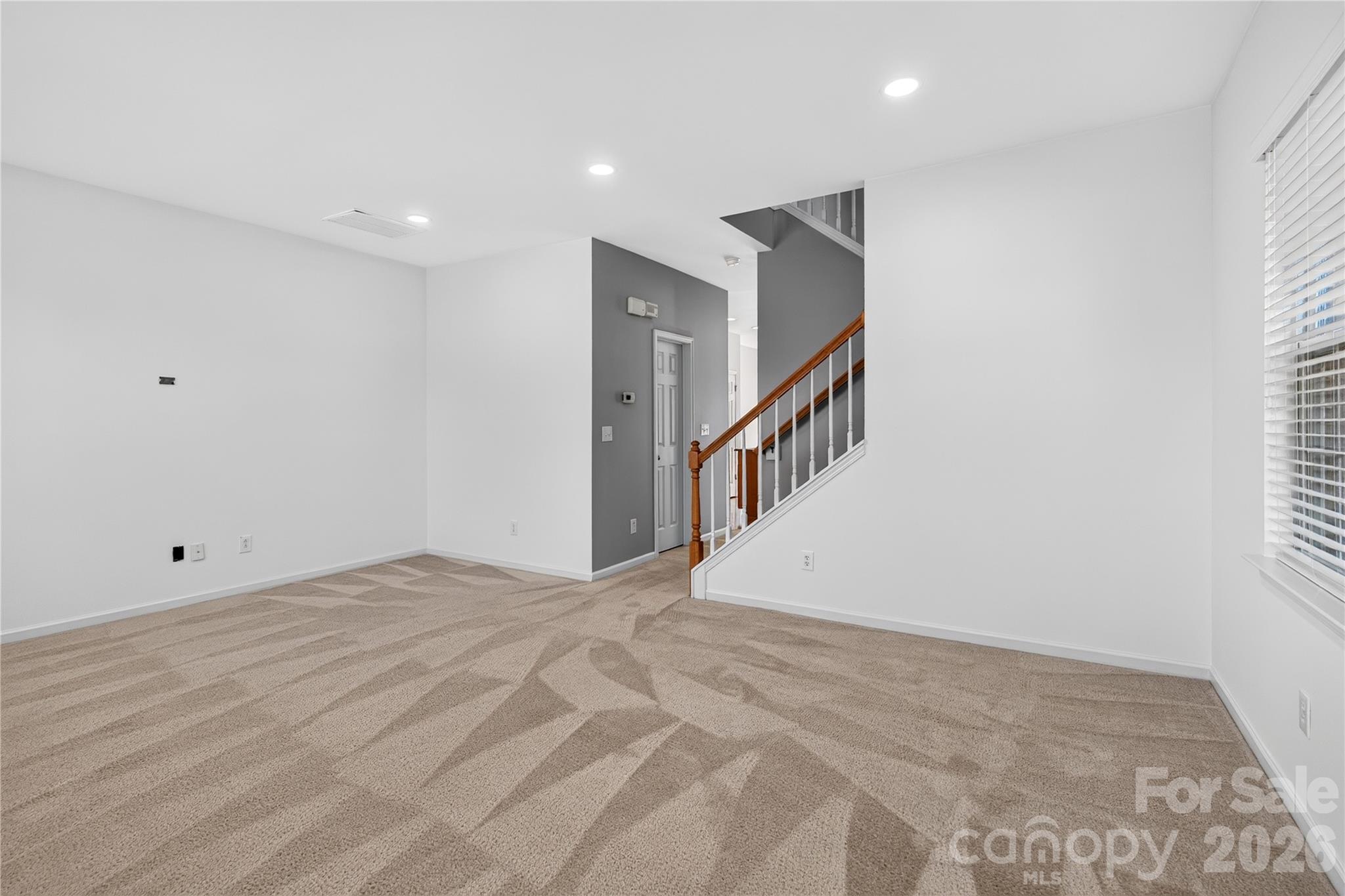 Townhouse at 2053 Cambridge Beltway Drive, Charlotte, photo 19 of 40