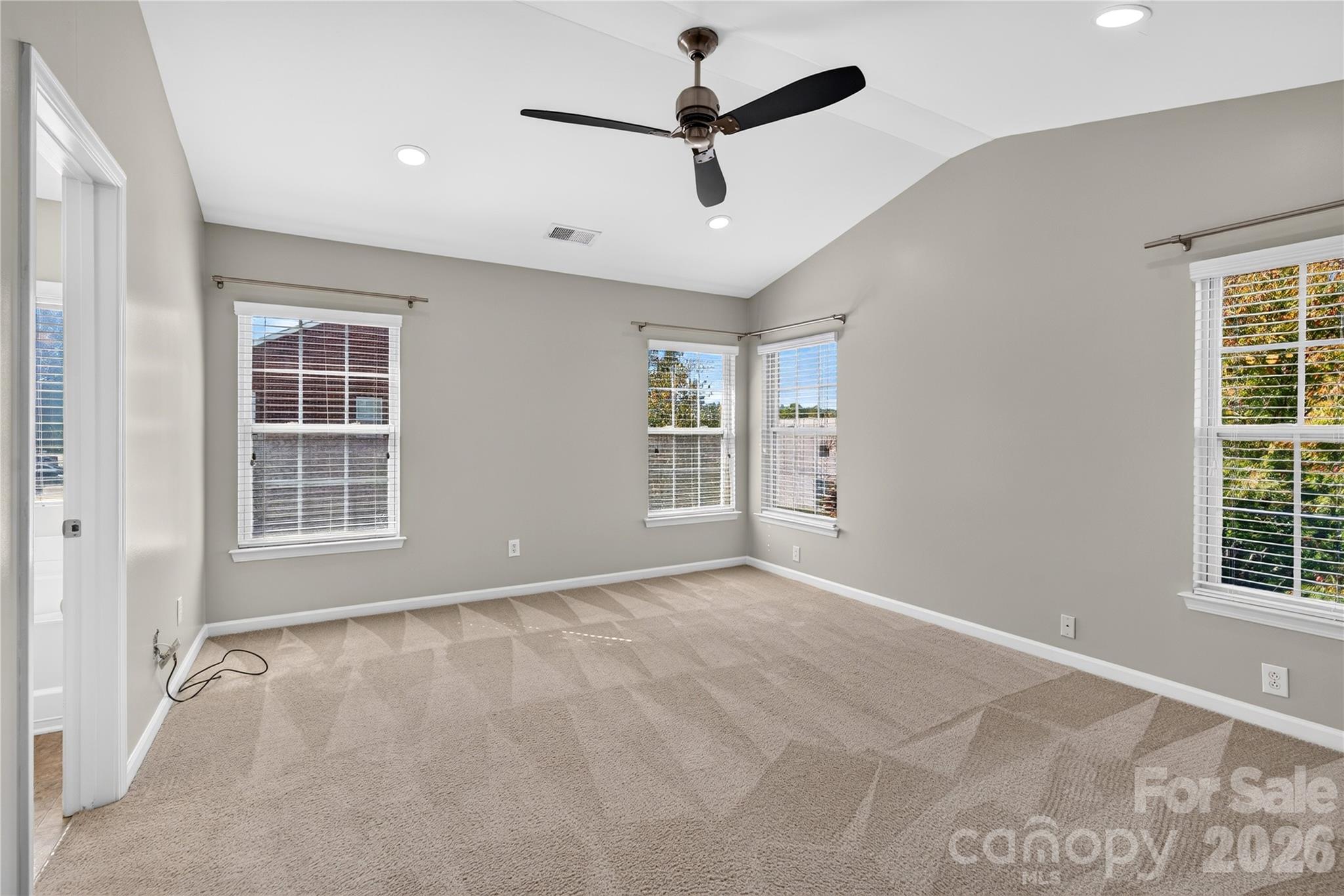 Townhouse at 2053 Cambridge Beltway Drive, Charlotte, photo 26 of 40