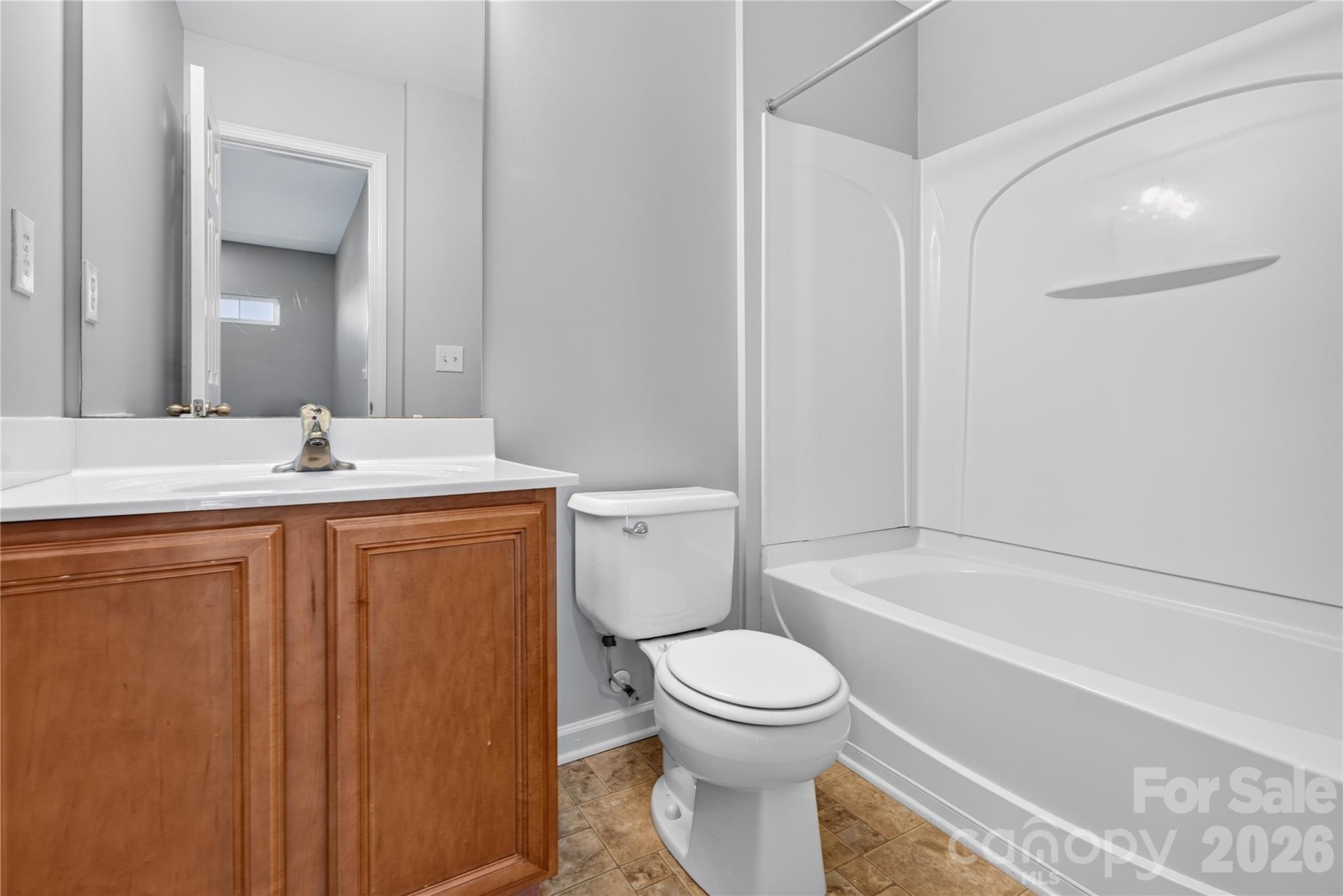 Townhouse at 2053 Cambridge Beltway Drive, Charlotte, photo 31 of 40