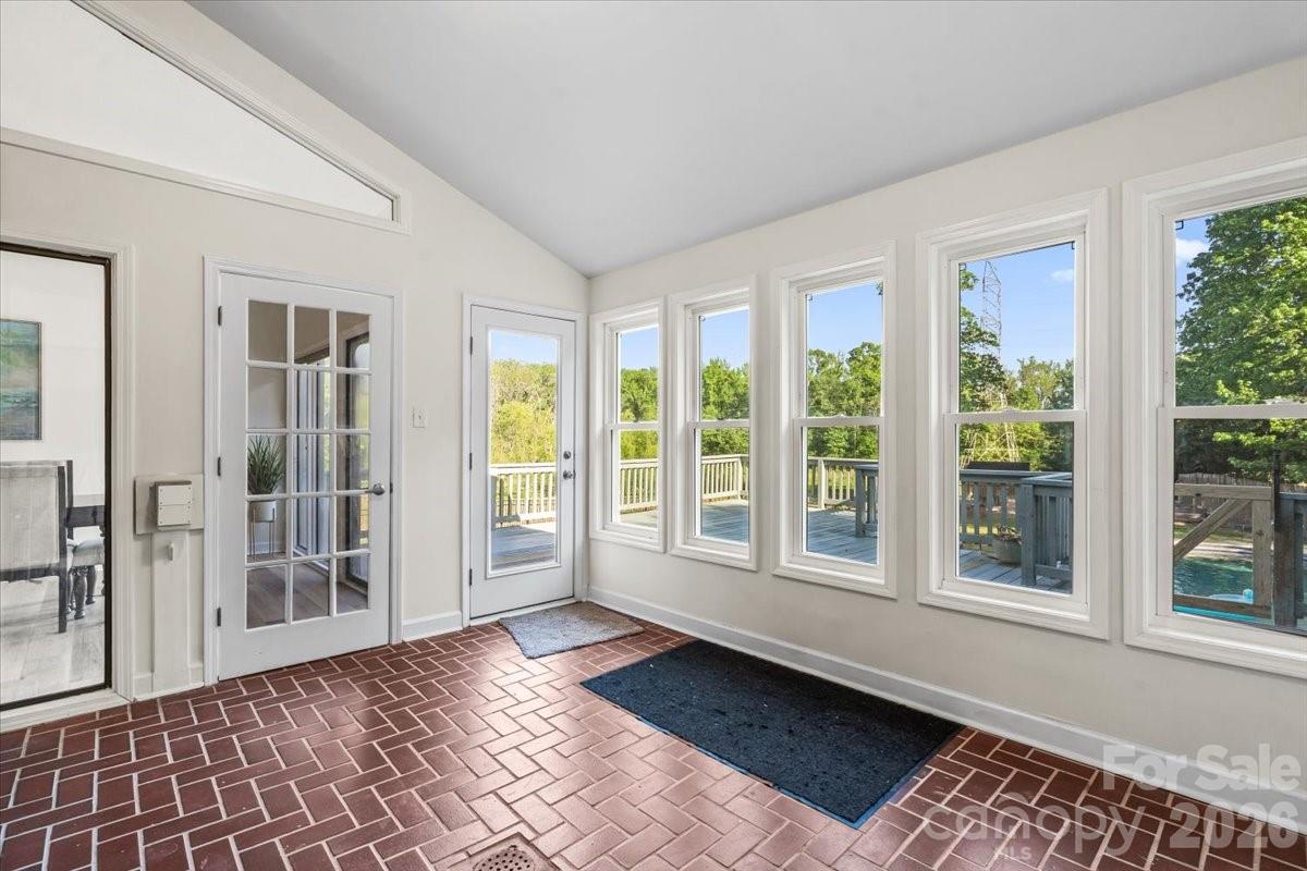 Single Family Residence at 108 N Scalybark Trail, Concord, photo 14 of 43