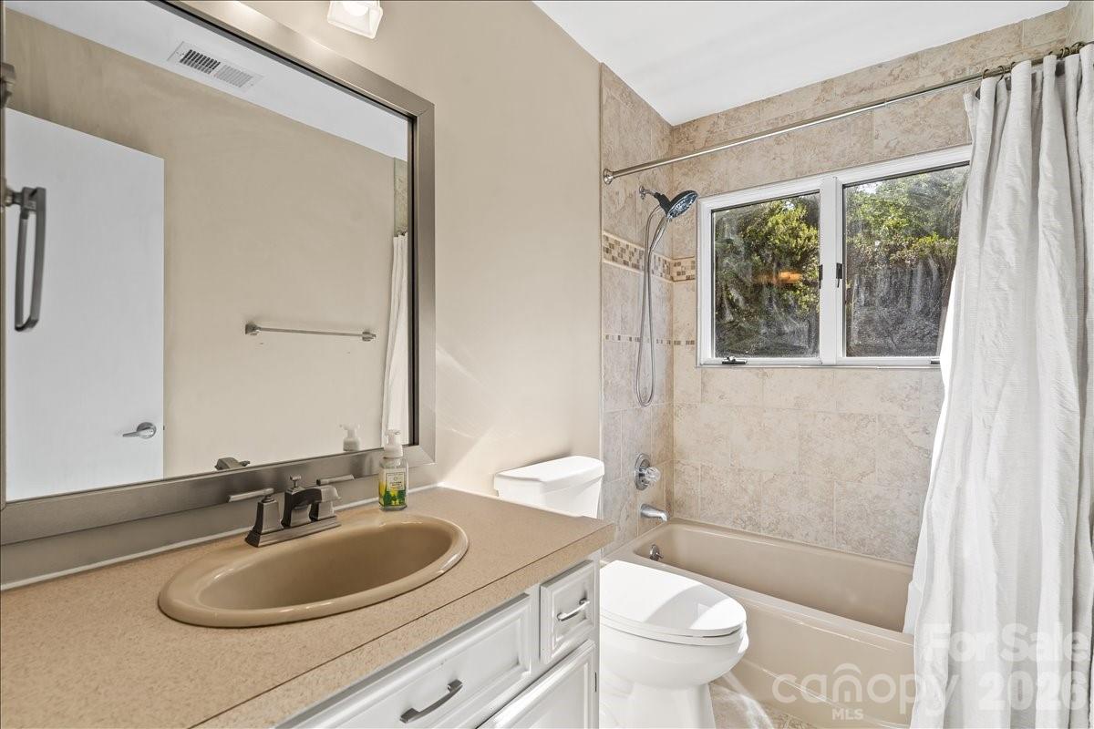 Single Family Residence at 108 N Scalybark Trail, Concord, photo 35 of 43