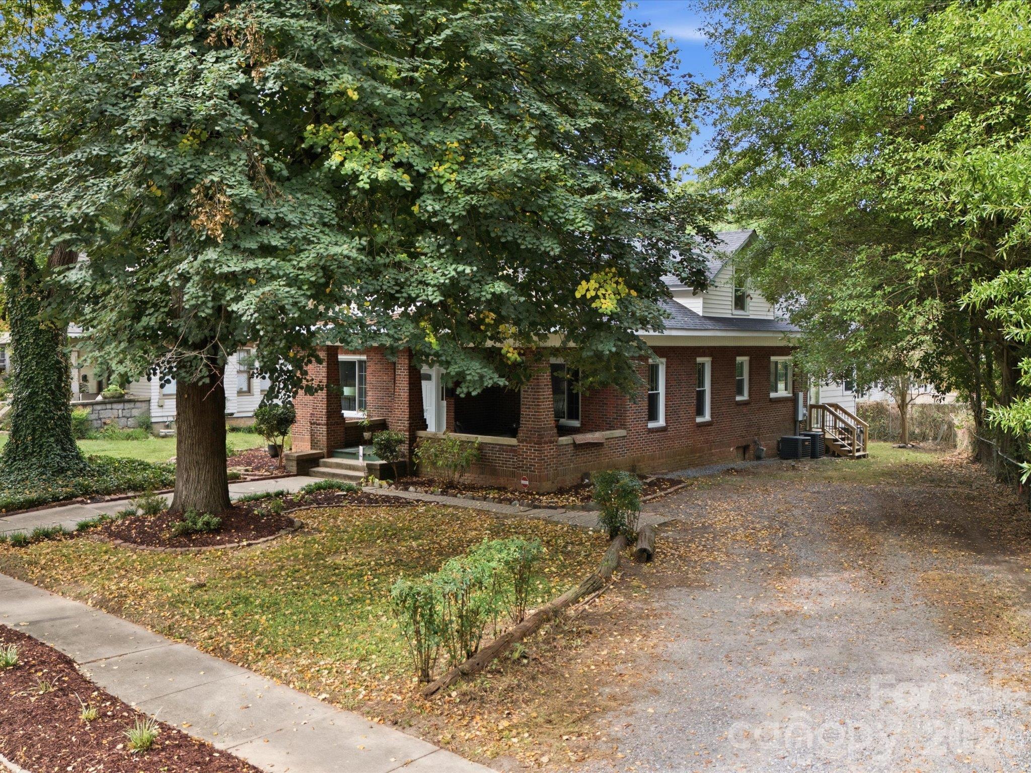 Drive Way and Front of Home - 707 S York Street, Gastonia