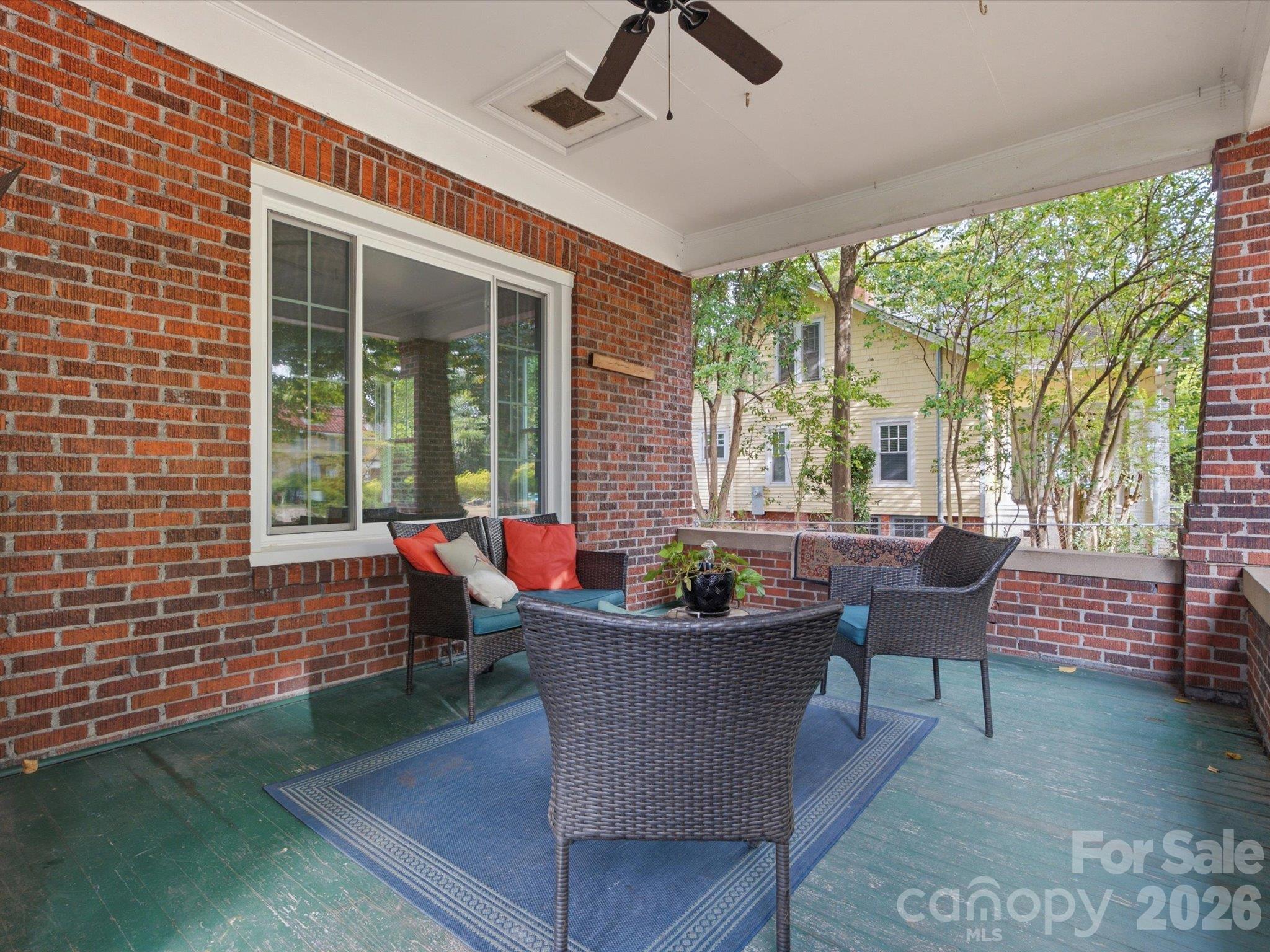 Large Front Porch - 707 S York Street, Gastonia