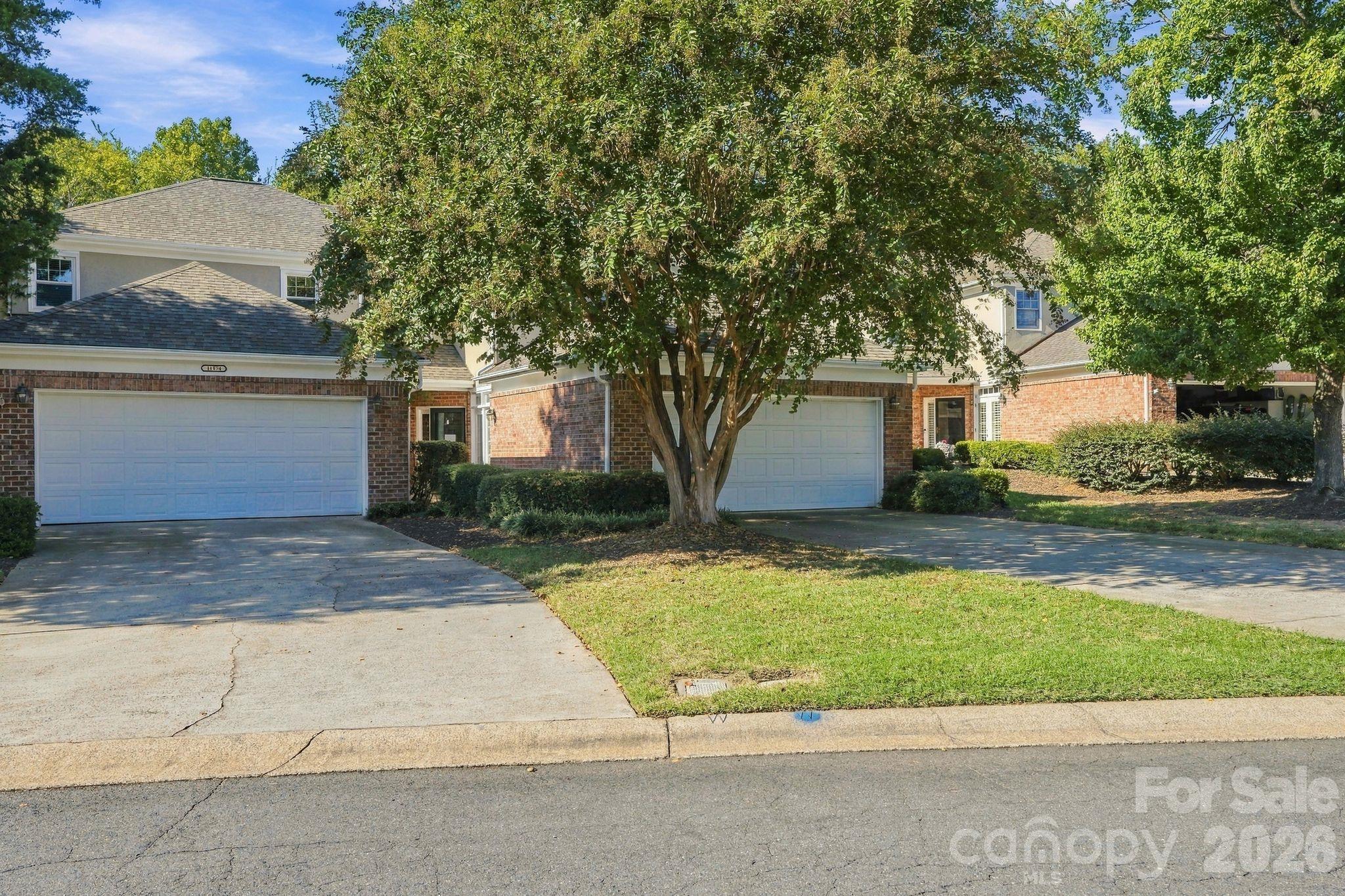 Townhouse at 11172 Villa Trace Place, Charlotte, photo 23 of 25