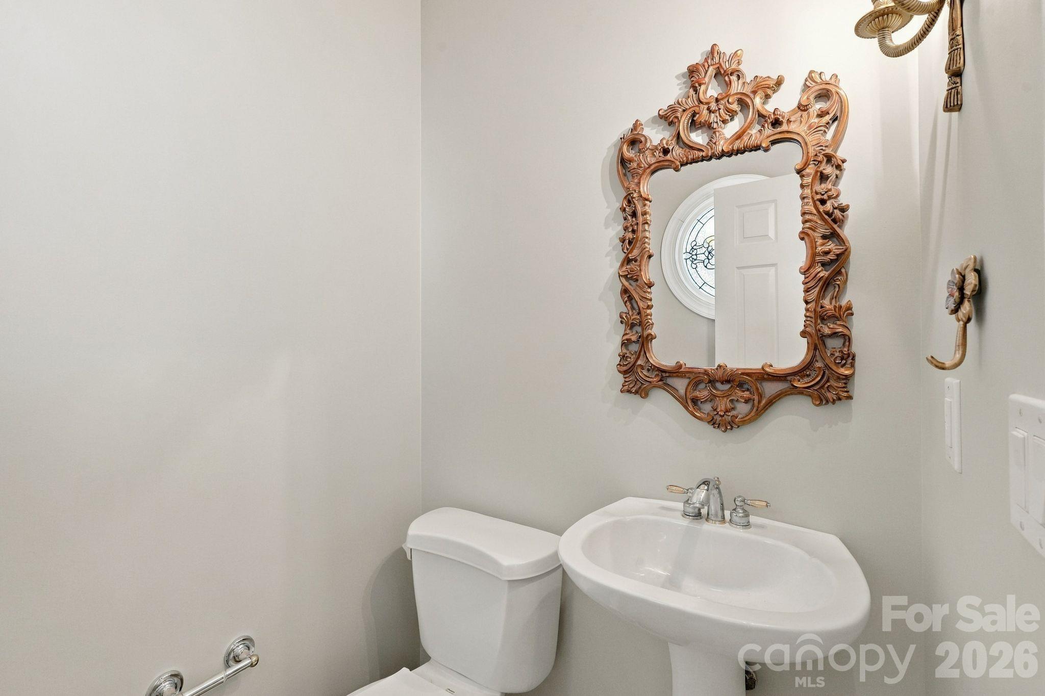 Townhouse at 11172 Villa Trace Place, Charlotte, photo 9 of 25