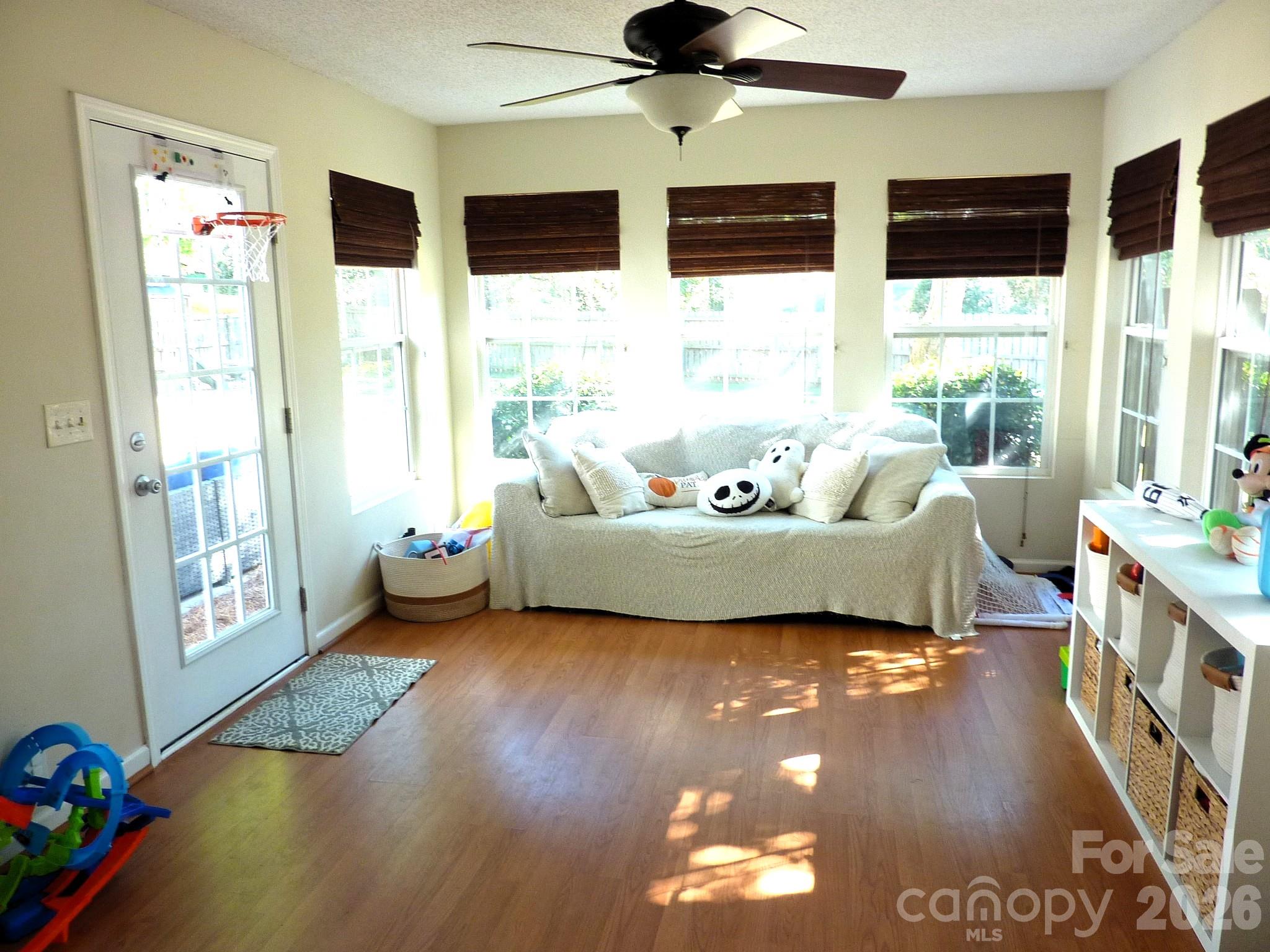 Single Family Residence at 3716 NW Winterberry Court, Concord, photo 7 of 33