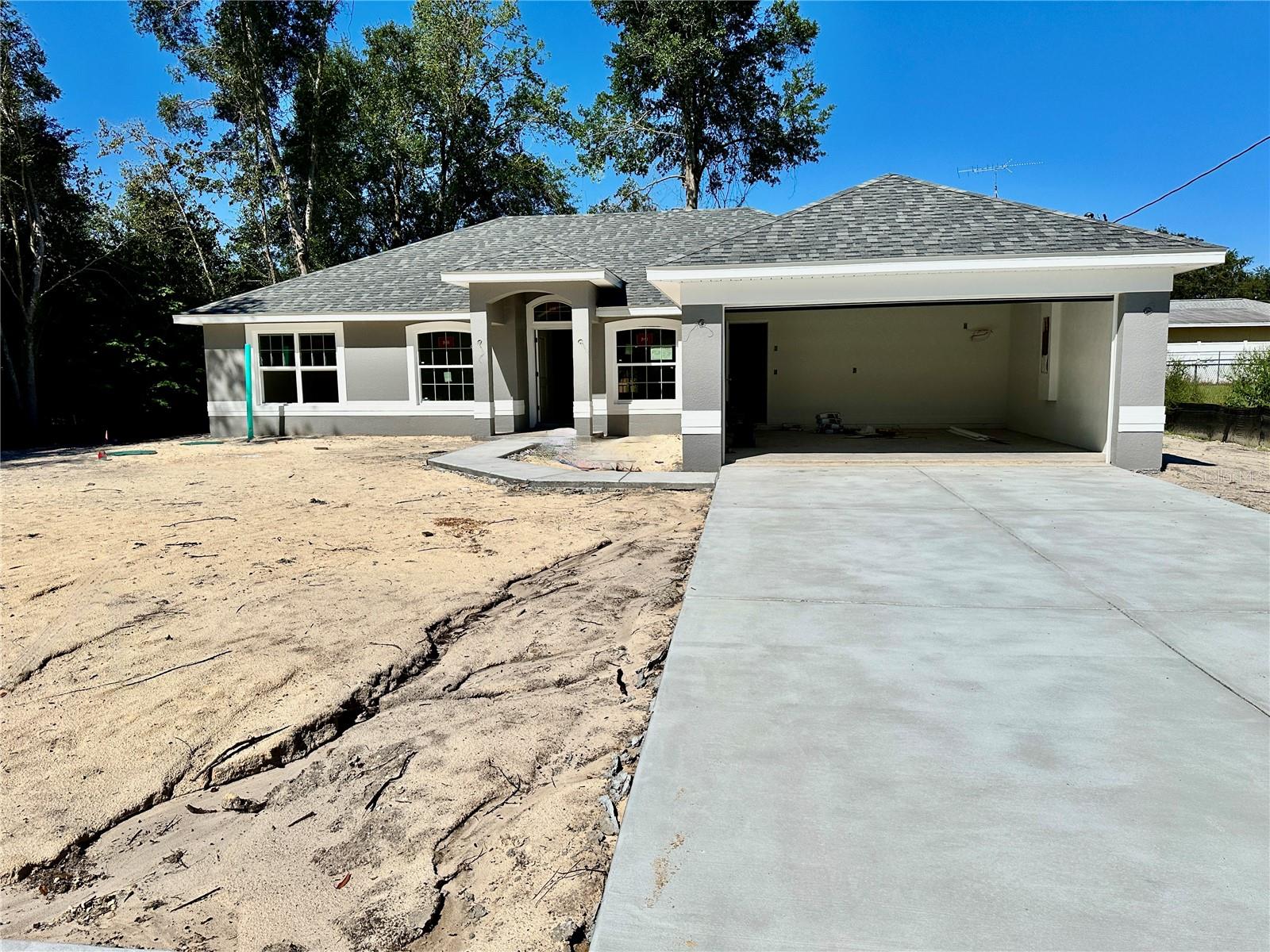 105 PECAN COURSE CIR