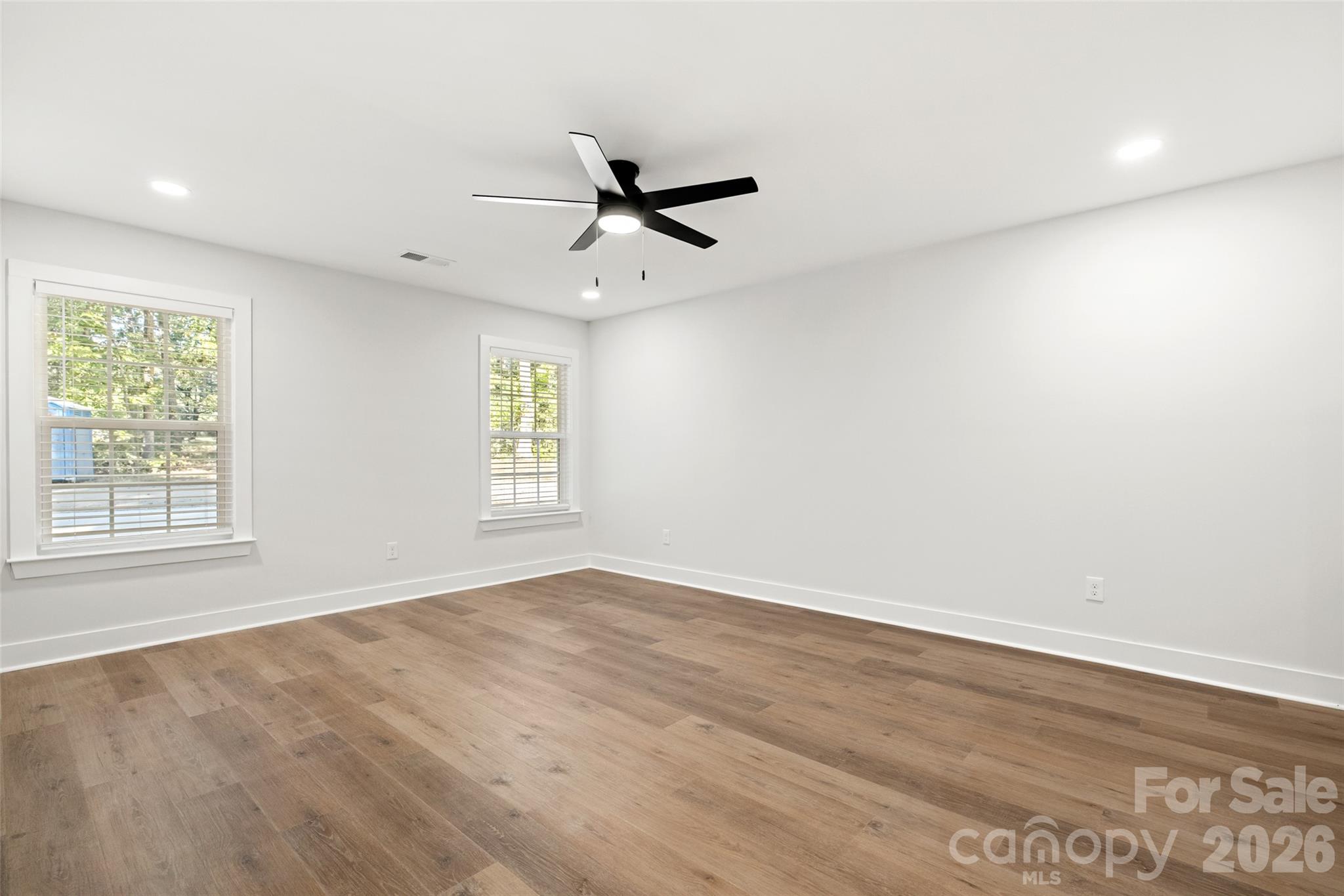 Single Family Residence at 1922 Fender Lane, Lancaster, photo 16 of 31