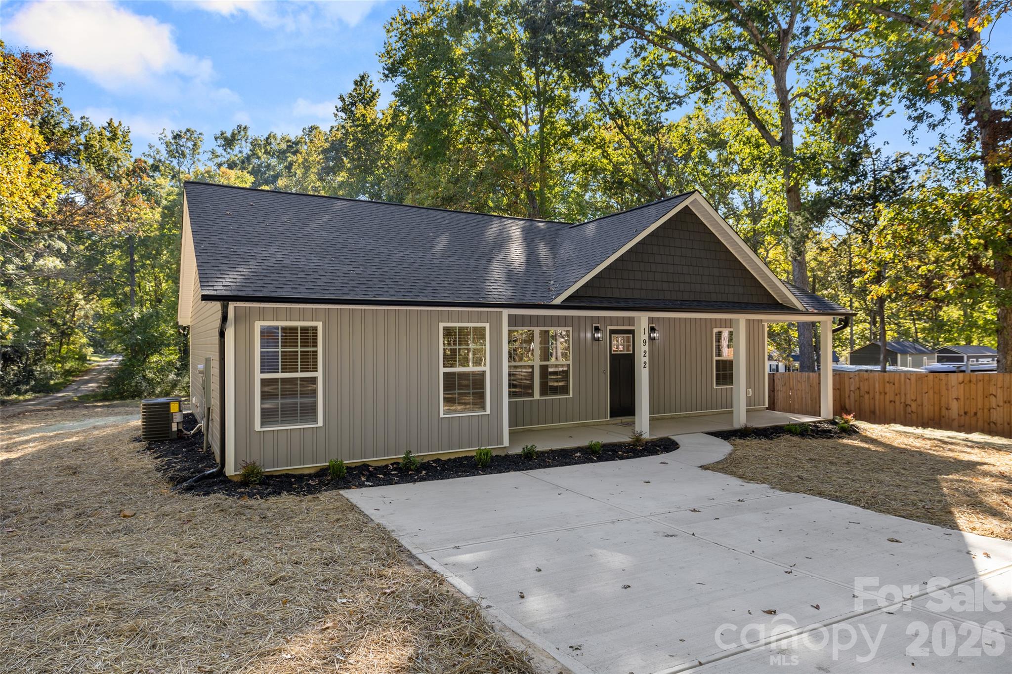 Single Family Residence at 1922 Fender Lane, Lancaster, photo 27 of 31