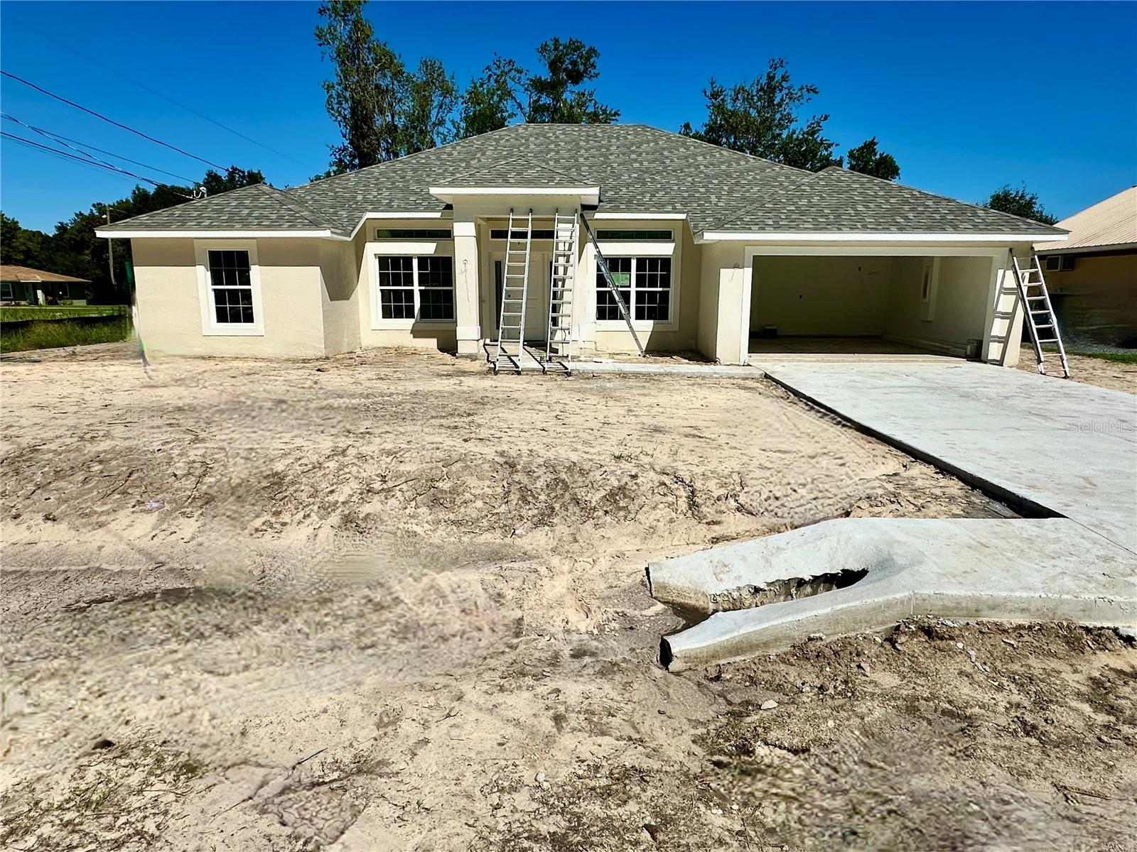 125 PECAN DR