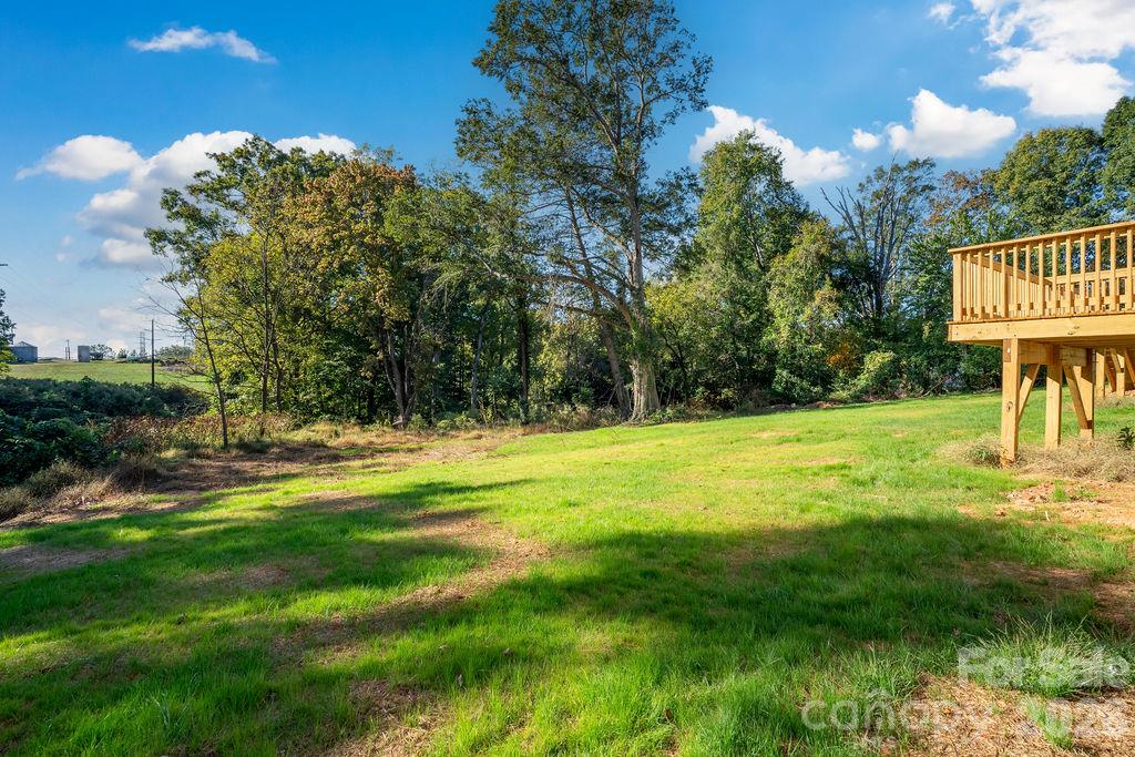 Single Family Residence at 1429 10th Avenue SW, Hickory, photo 21 of 22