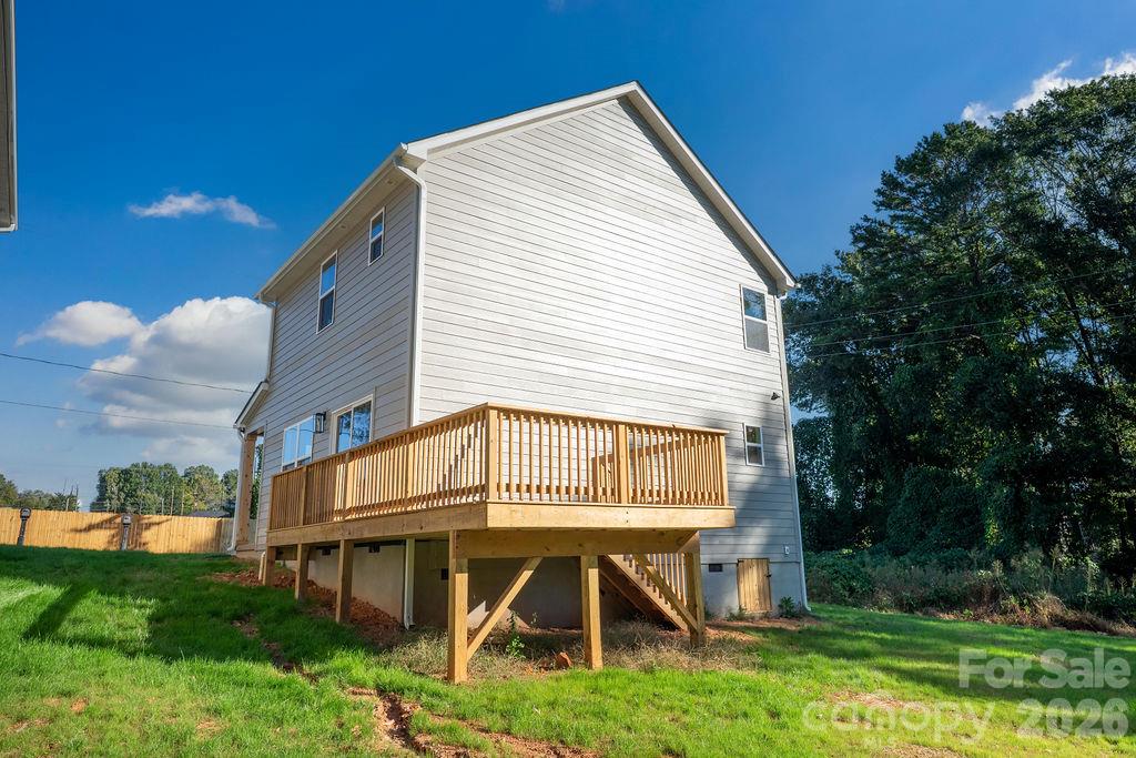 Single Family Residence at 1429 10th Avenue SW, Hickory, photo 22 of 22