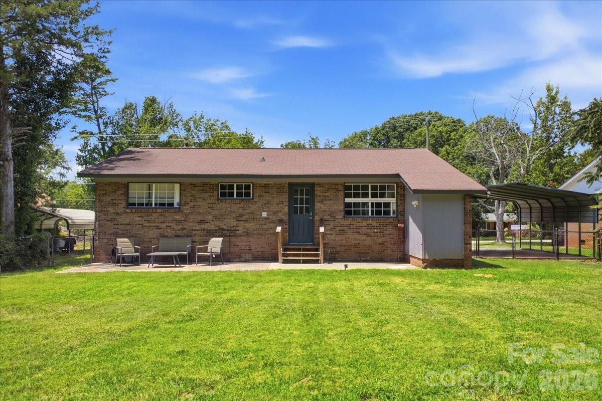 Single Family Residence at 2521 Alleghany Street, Charlotte, photo 22 of 25