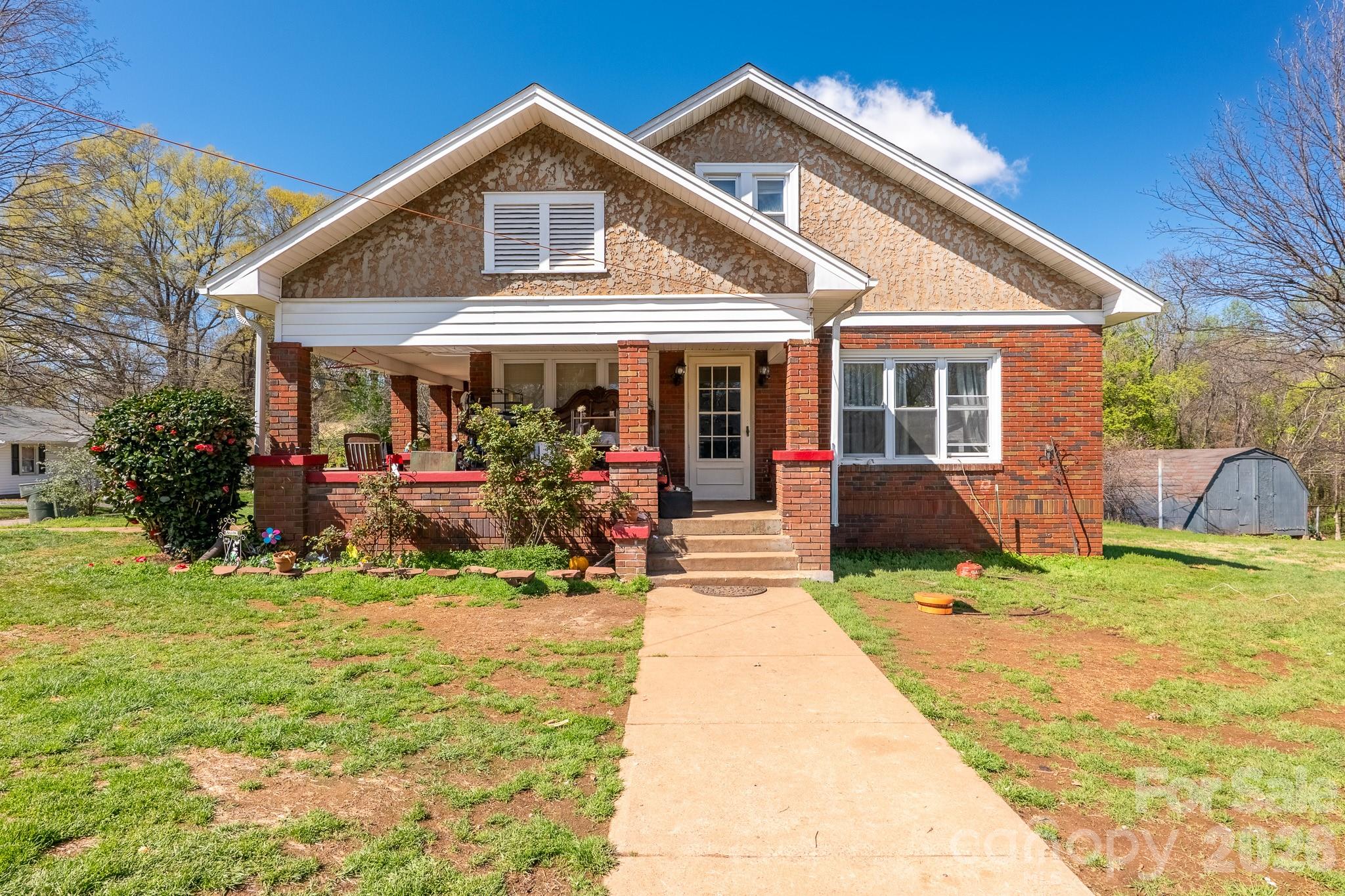 218 W 28th Street