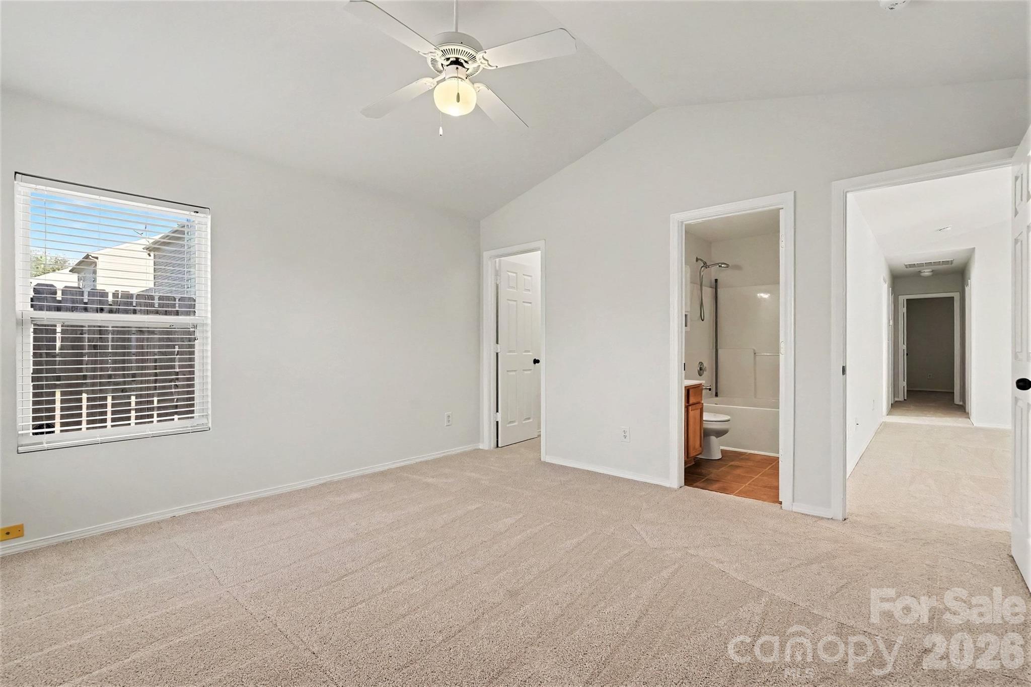 Single Family Residence at 2122 Buckleigh Drive, Charlotte, photo 18 of 32