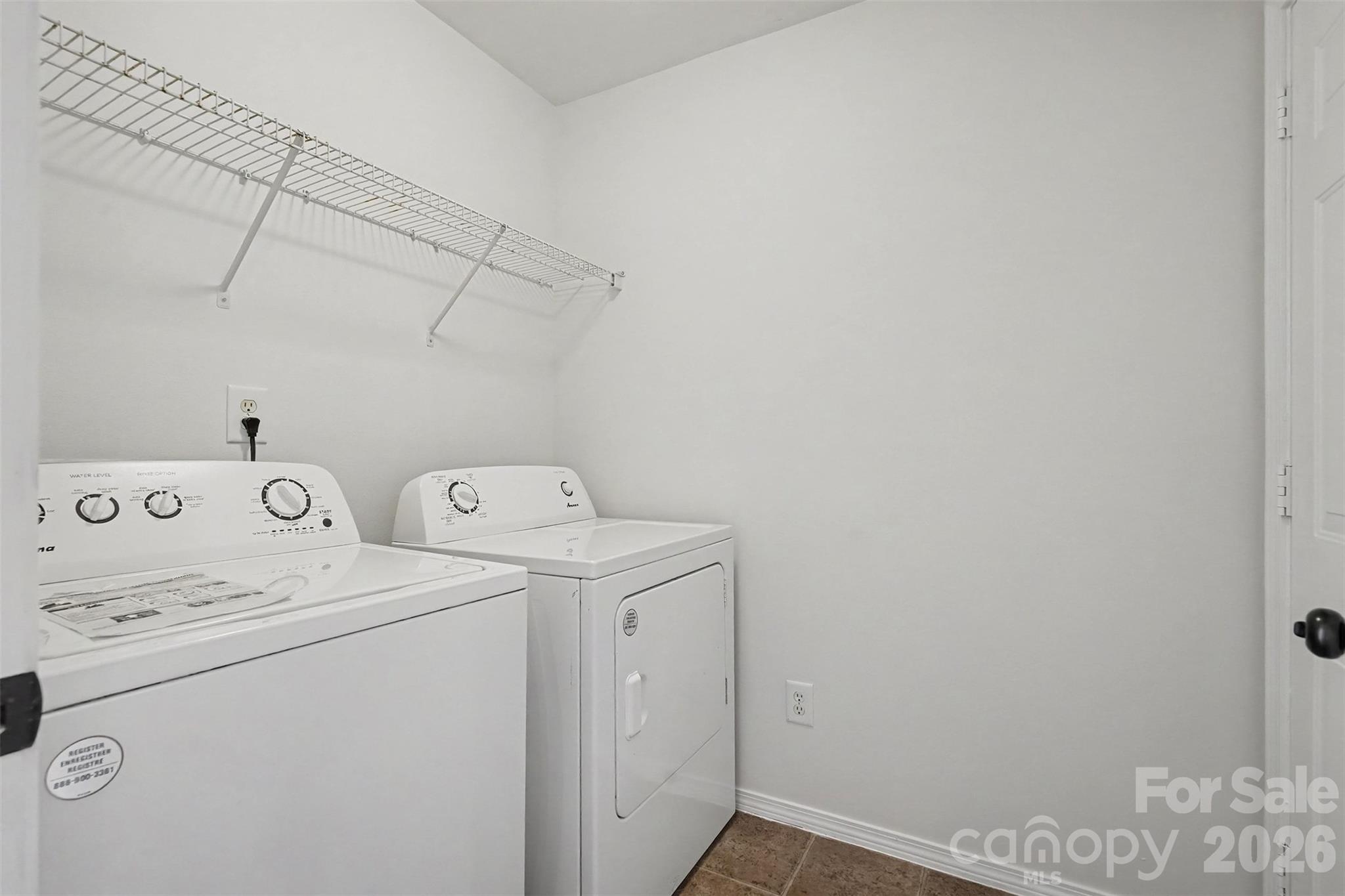 Single Family Residence at 2122 Buckleigh Drive, Charlotte, photo 29 of 32