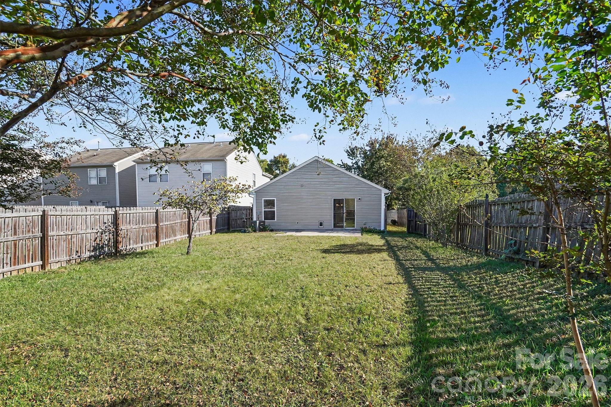 Single Family Residence at 2122 Buckleigh Drive, Charlotte, photo 30 of 32