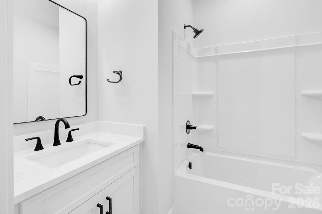 Single Family Residence at 1437 10th Avenue SW, Hickory, photo 14 of 27