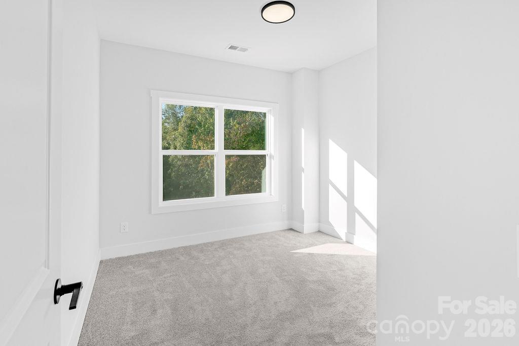 Single Family Residence at 1437 10th Avenue SW, Hickory, photo 16 of 27