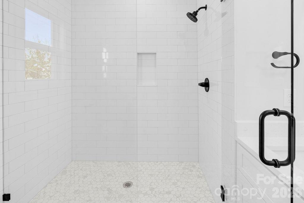 Single Family Residence at 1437 10th Avenue SW, Hickory, photo 21 of 27