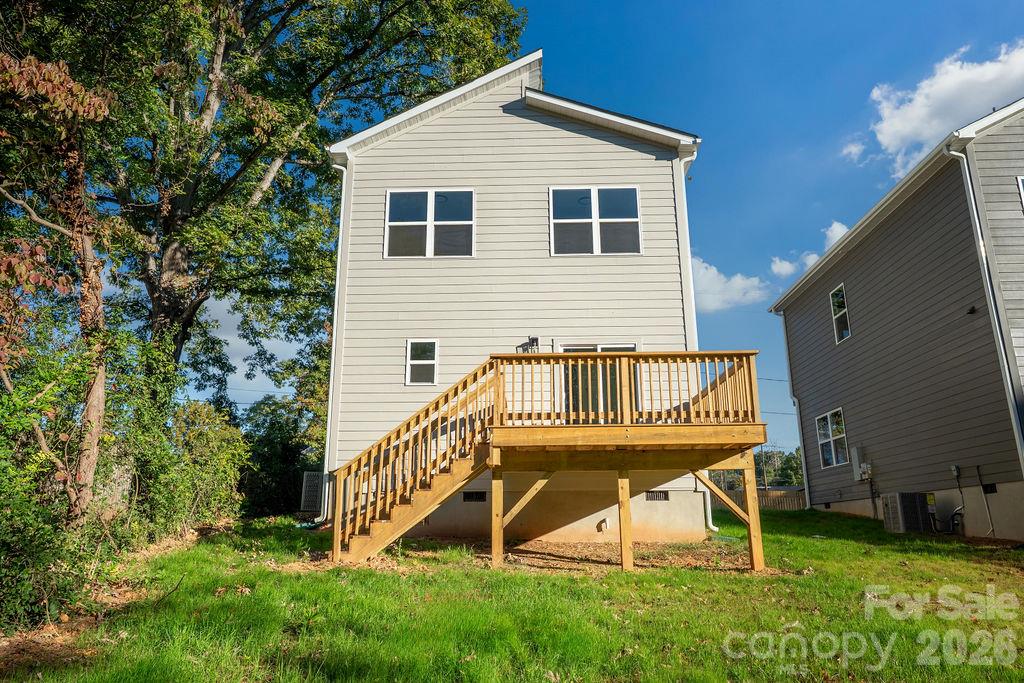 Single Family Residence at 1437 10th Avenue SW, Hickory, photo 27 of 27