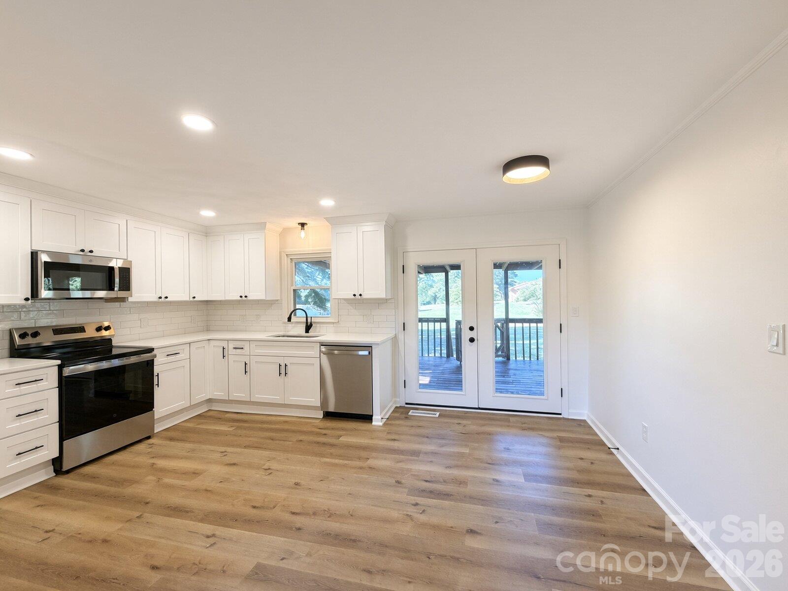 Single Family Residence at 3889 Grange Road, Maiden, photo 13 of 40