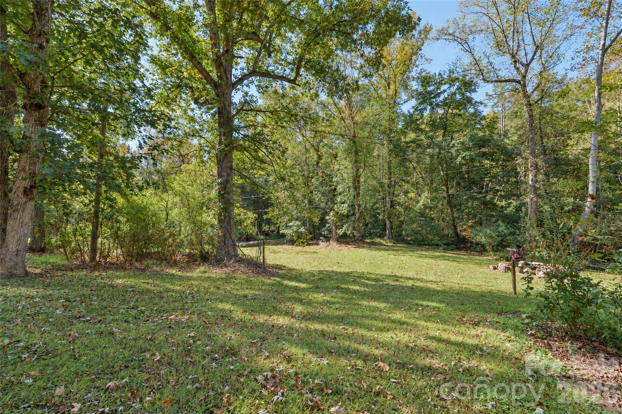 Single Family Residence at 4409 Magnolia Lane, Hudson, photo 4 of 45